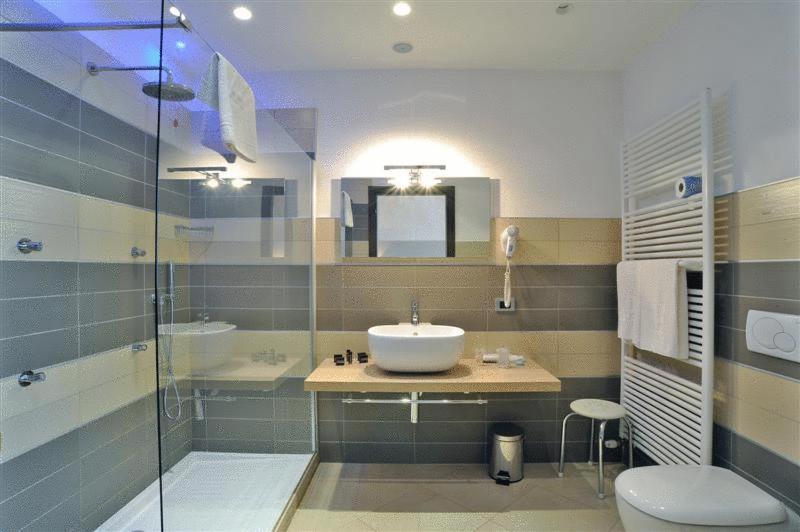 Superior Double Room - Photo 2