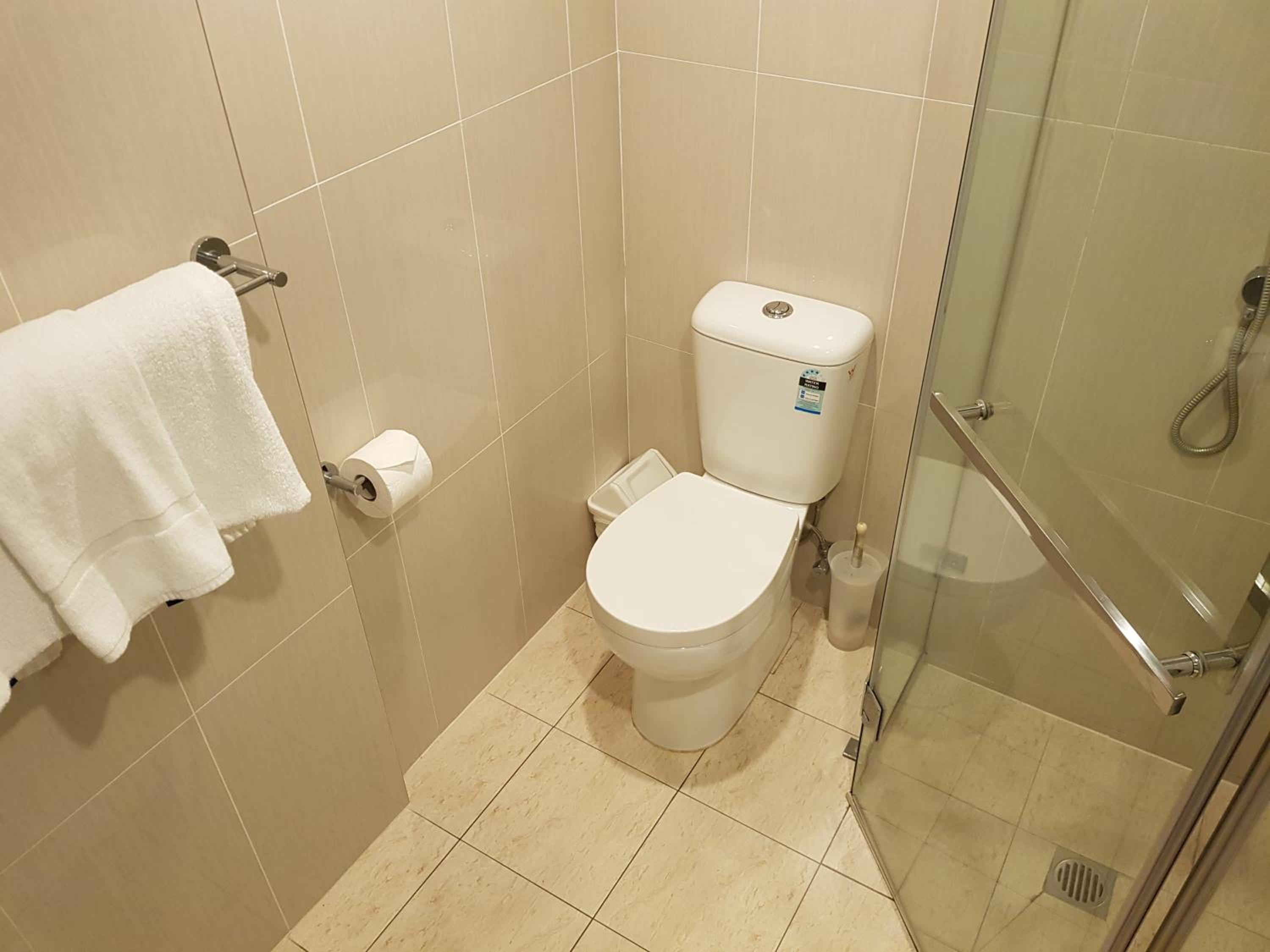 Twin Towers Inn — photo 113