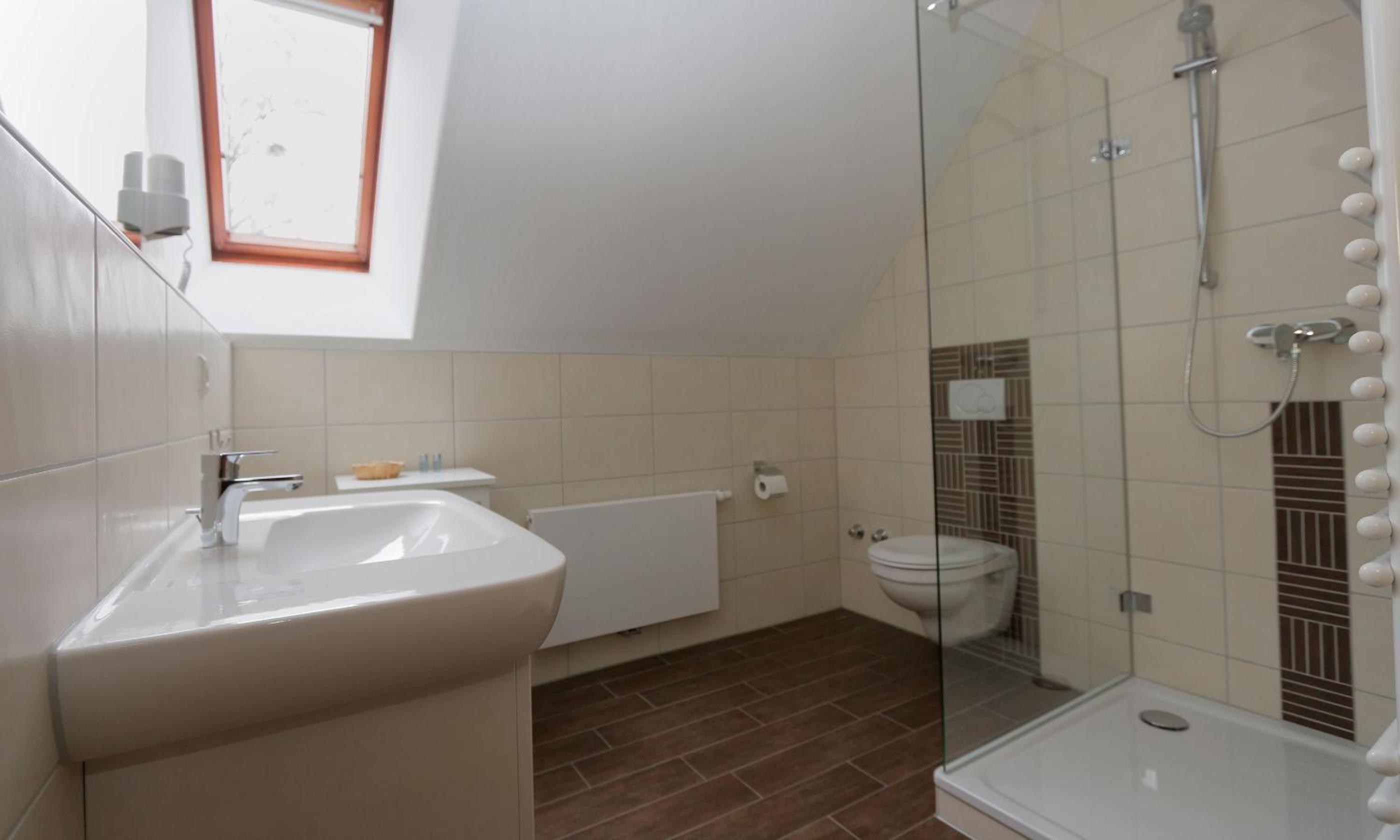 Comfort Double Room - Photo 10