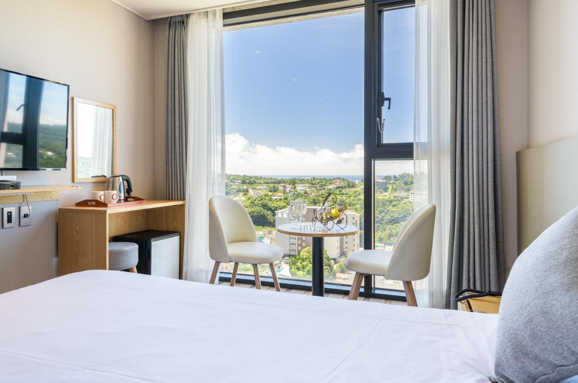 Standard Double Room - Photo 3