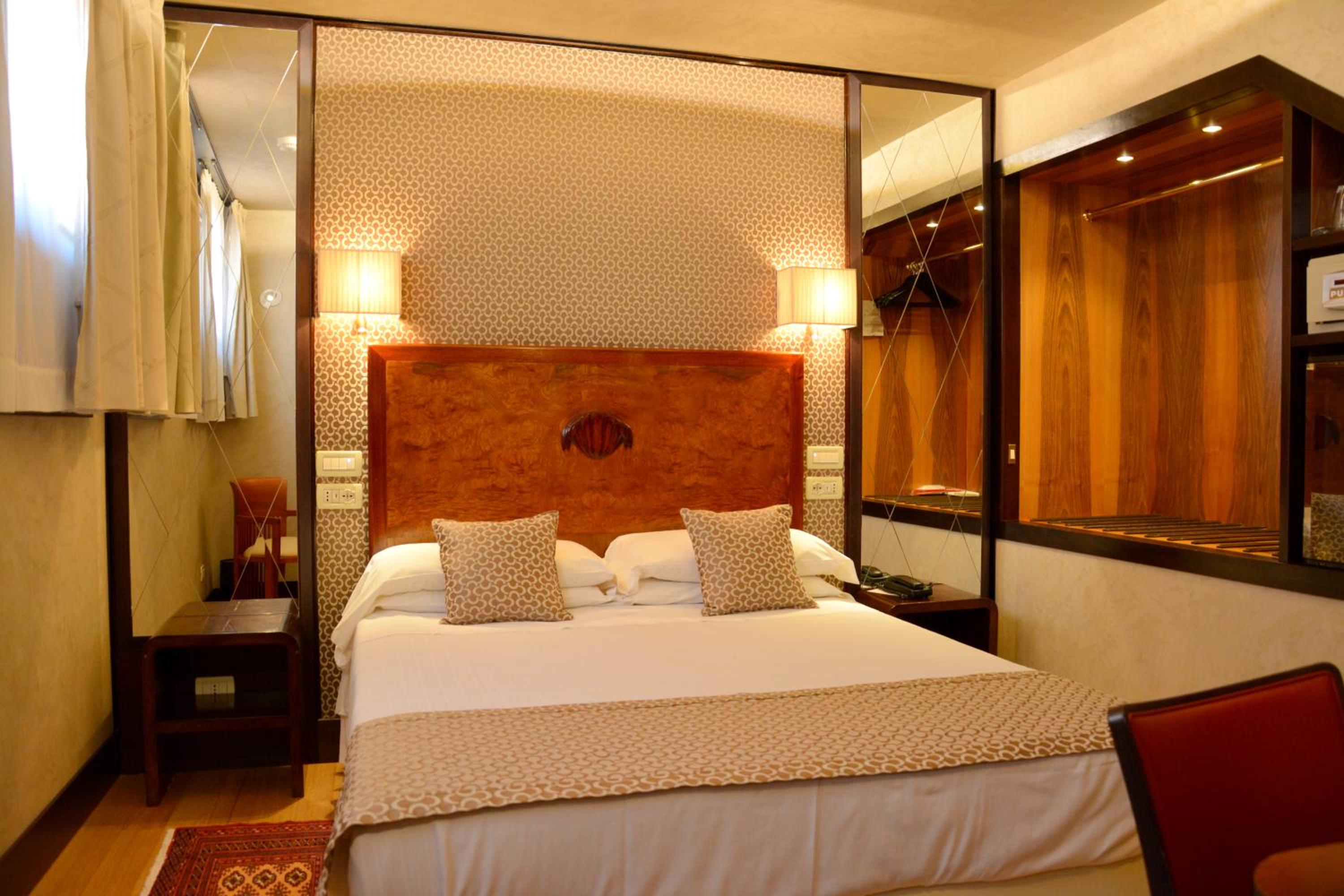 Single Room - Photo 5