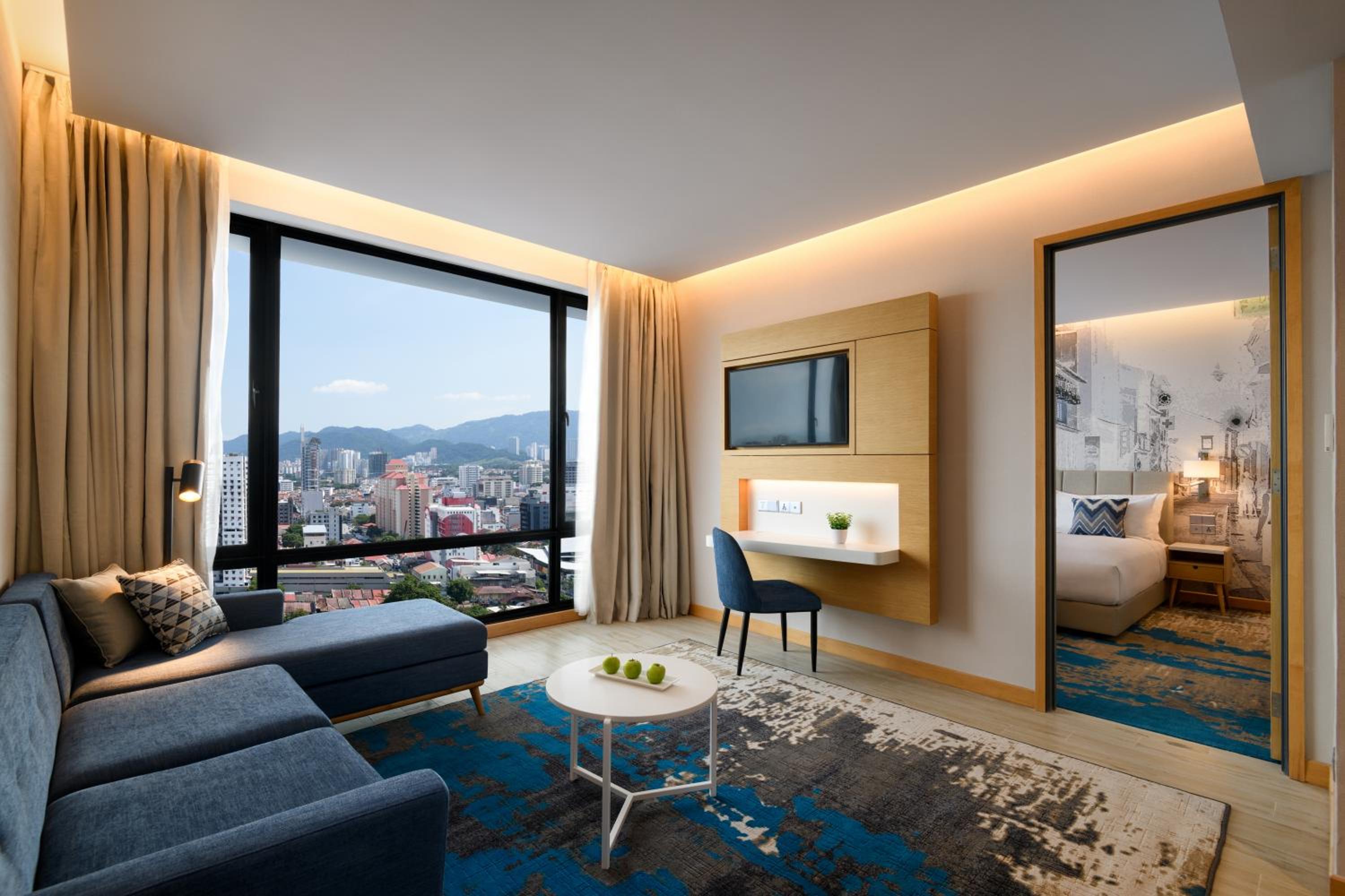  One Bedroom Suite - Photo 3