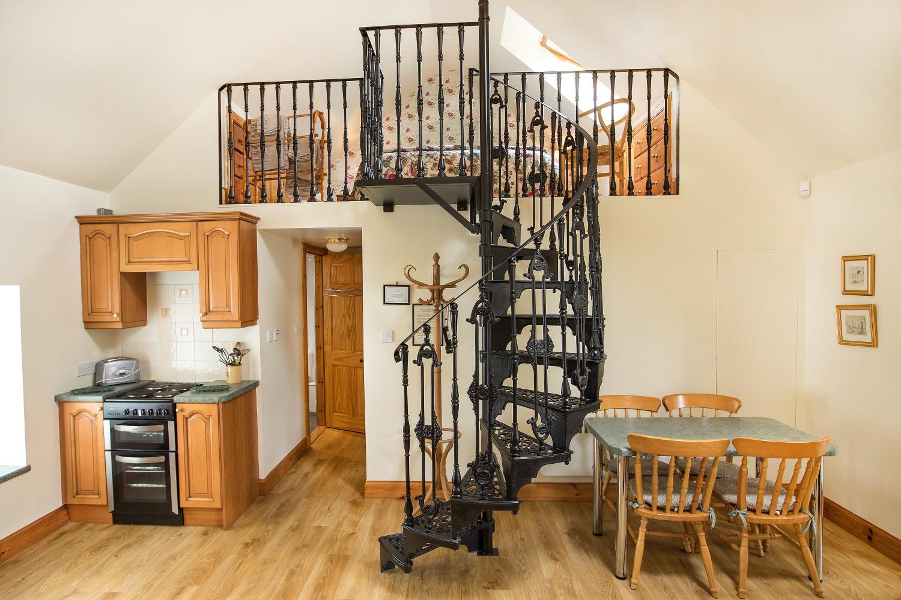 Two-Bedroom House photo 3