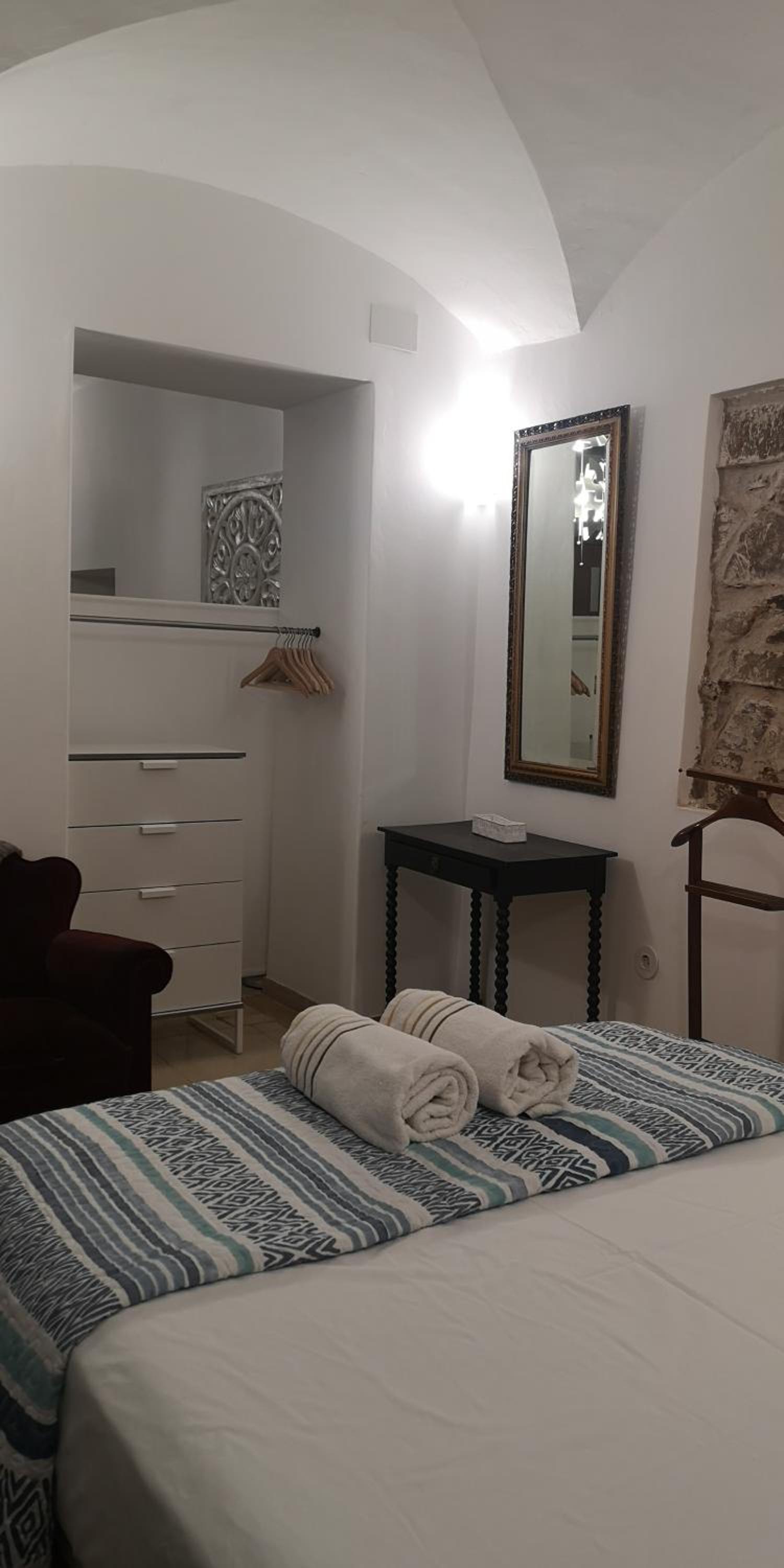 Studio 1 Village - Photo 1