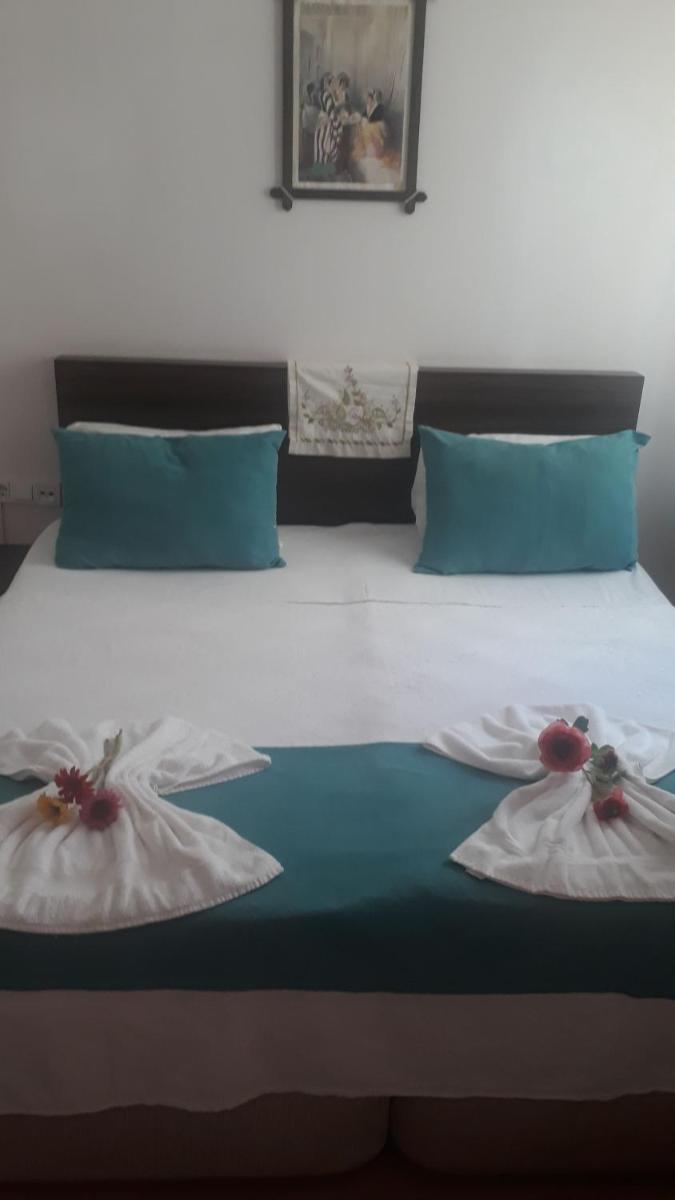 Standard Triple Room photo 2
