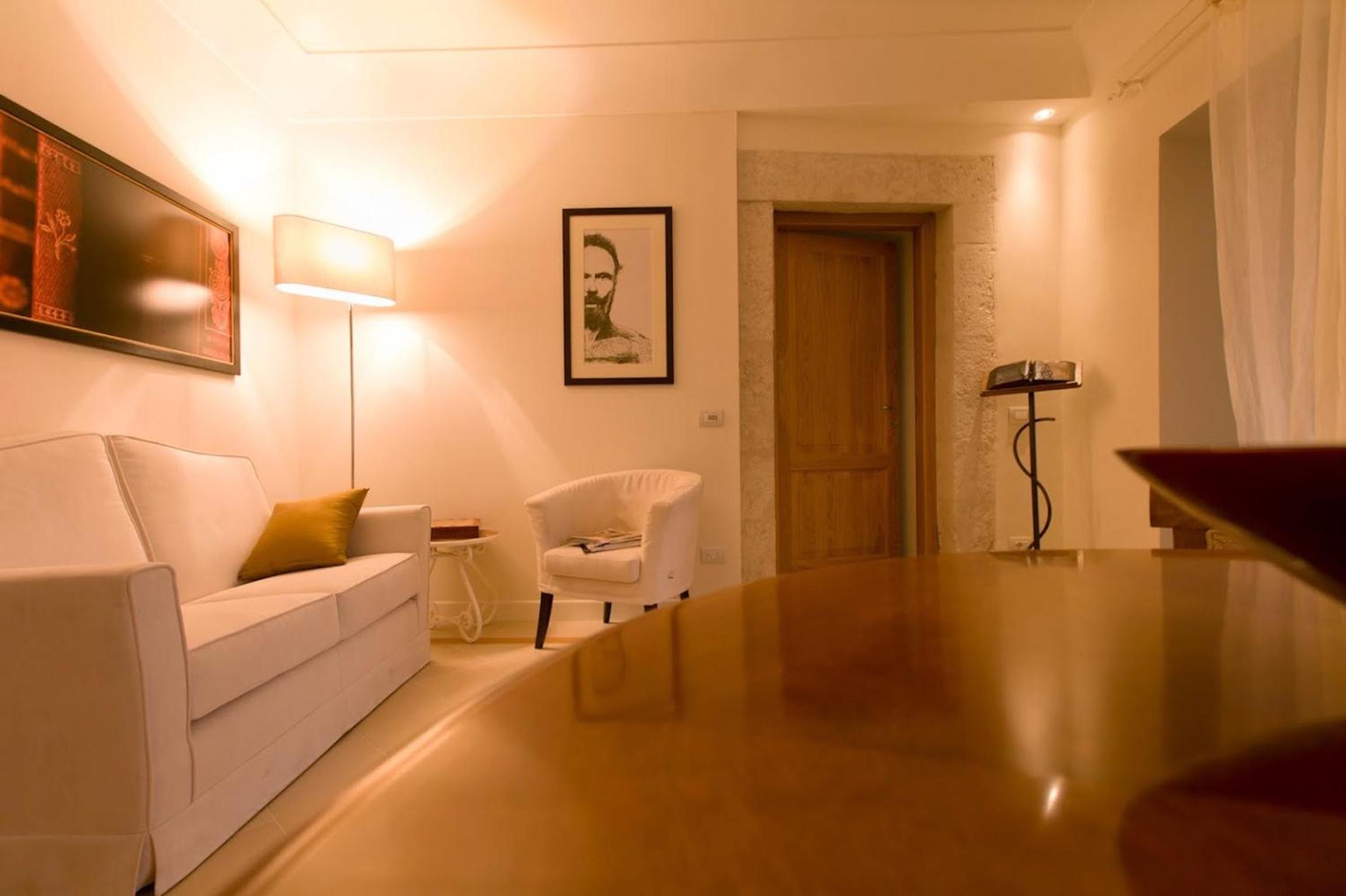 Deluxe Suite photo 1