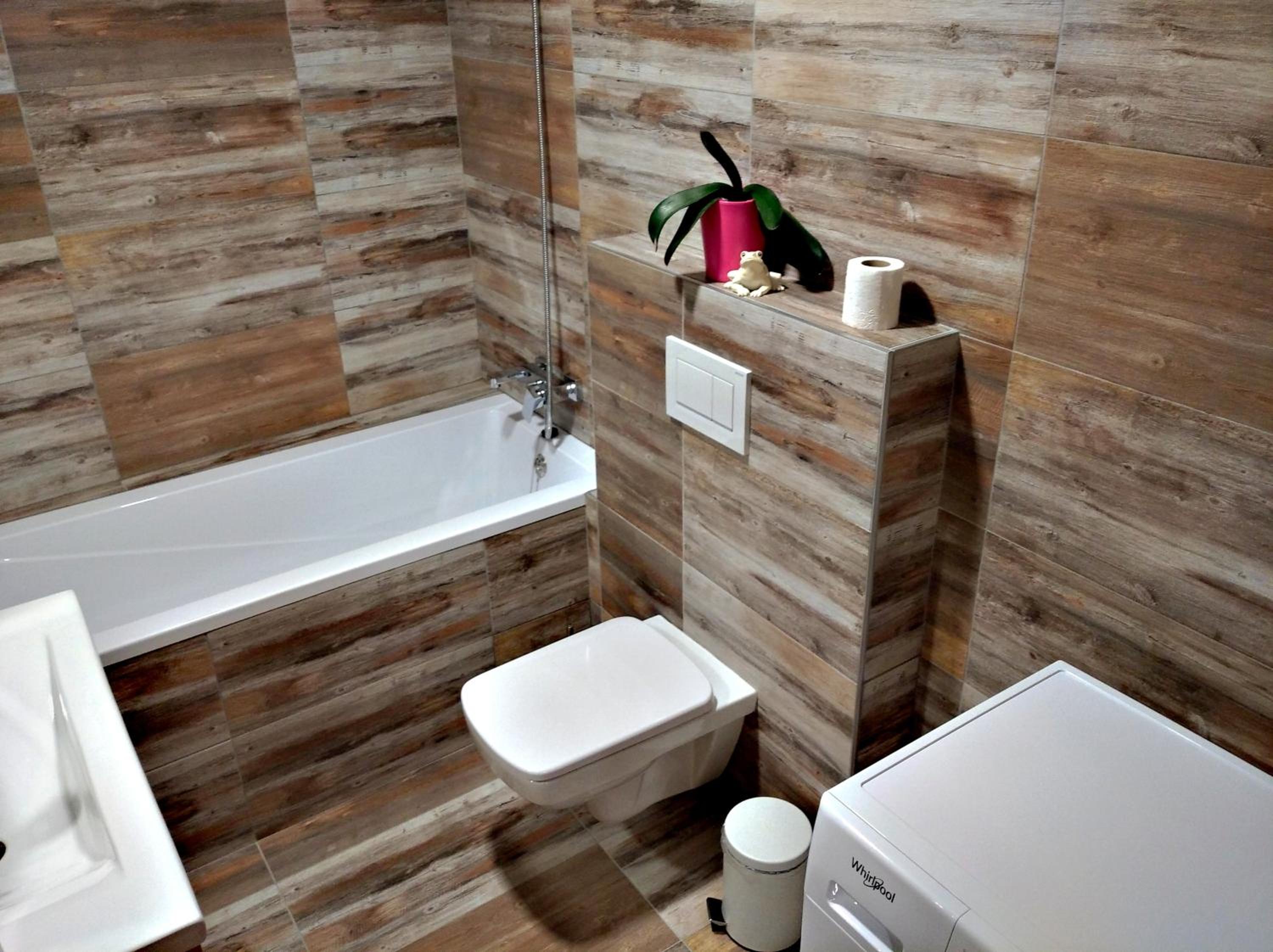 One-Bedroom Apartment - Photo 7