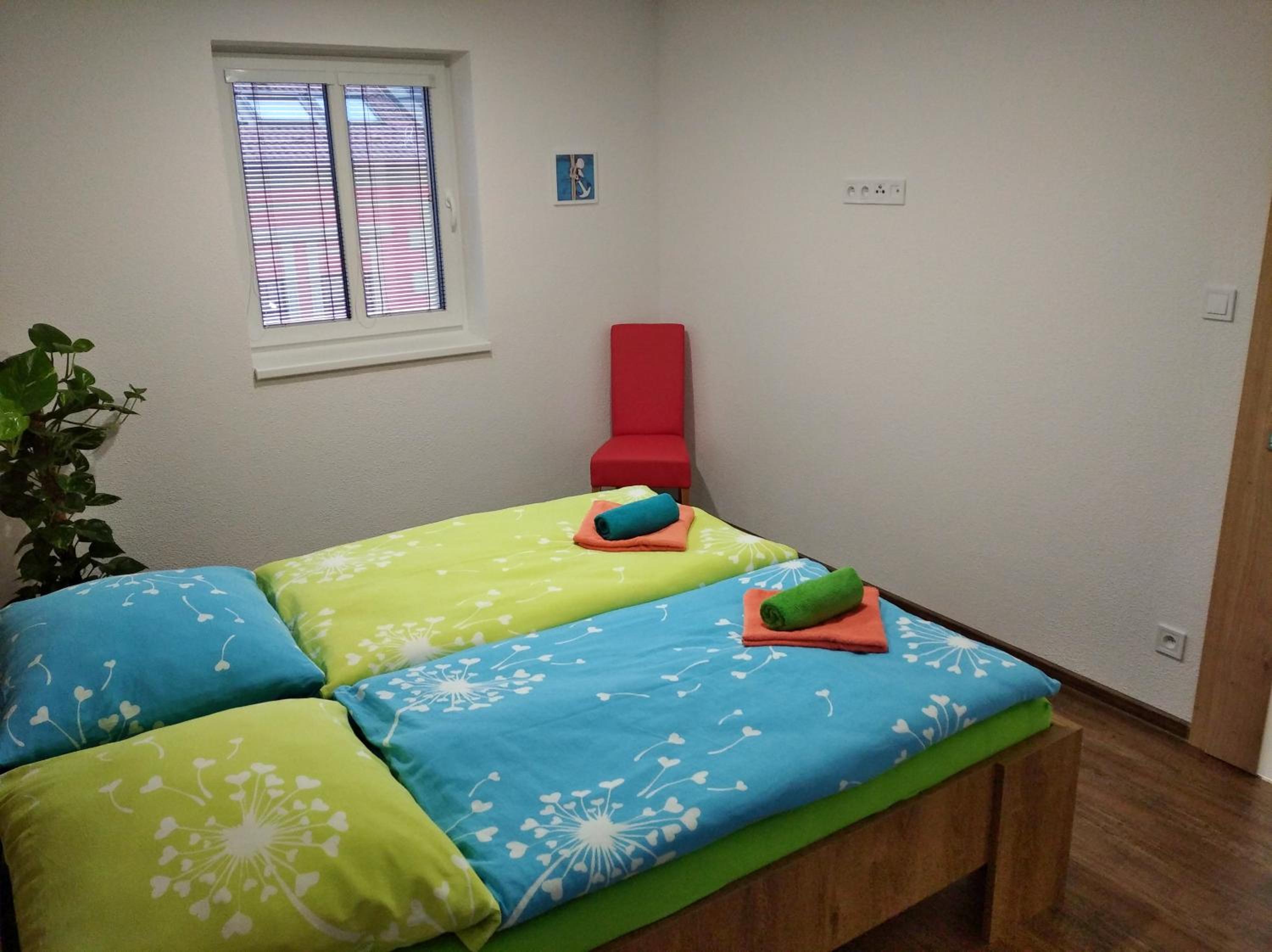 One-Bedroom Apartment - Photo 8