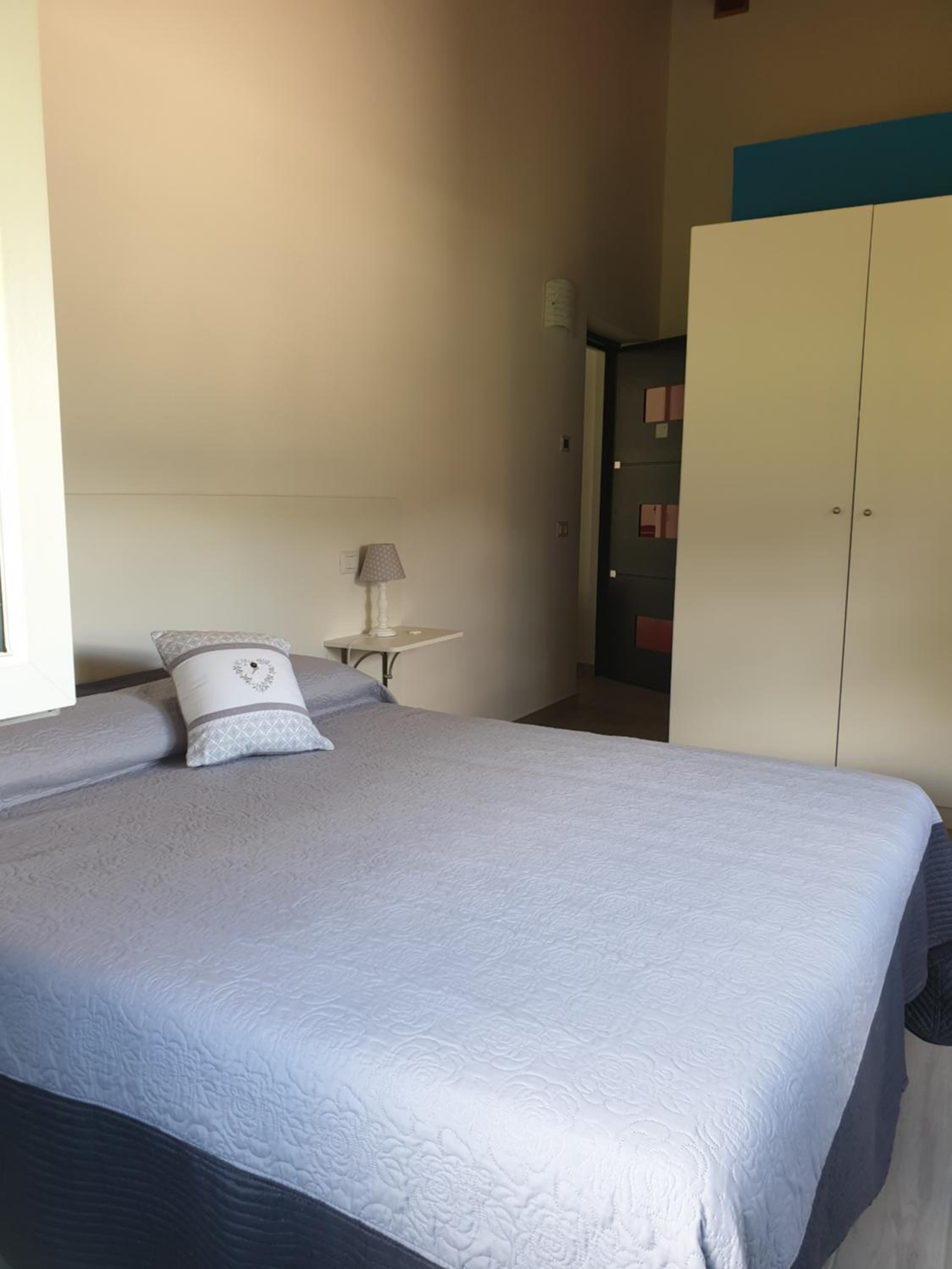 Deluxe Double Room (2 Adults + 1 Child) photo 1