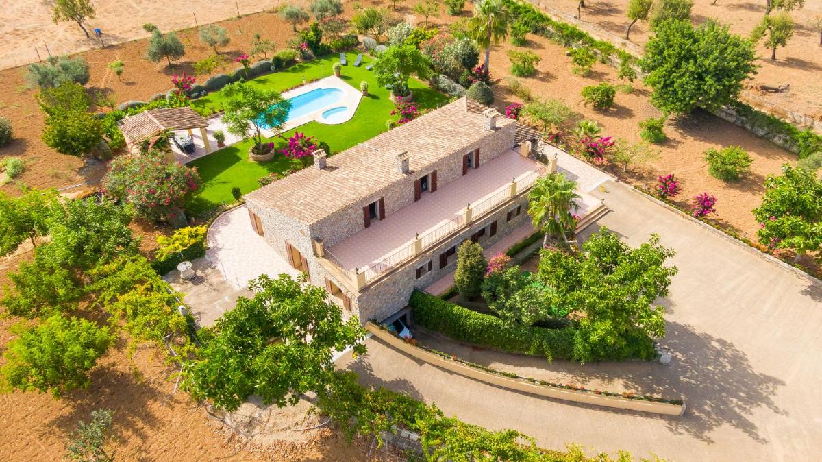 Villa with Private Pool photo 2