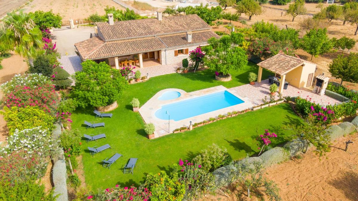 Villa with Private Pool photo 3