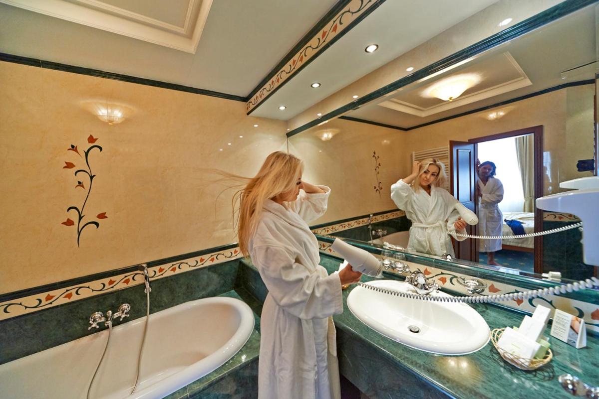 Superior Suite photo 3