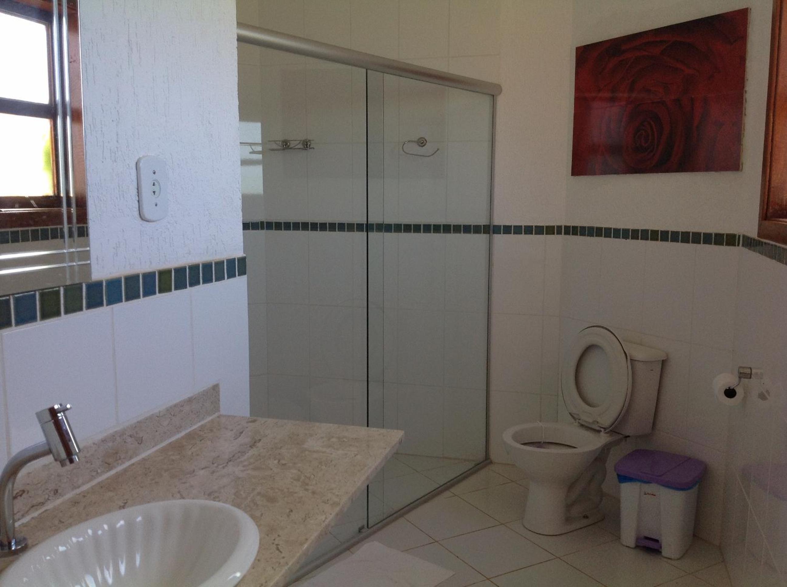 Deluxe Double Room with Queen Bed photo 2