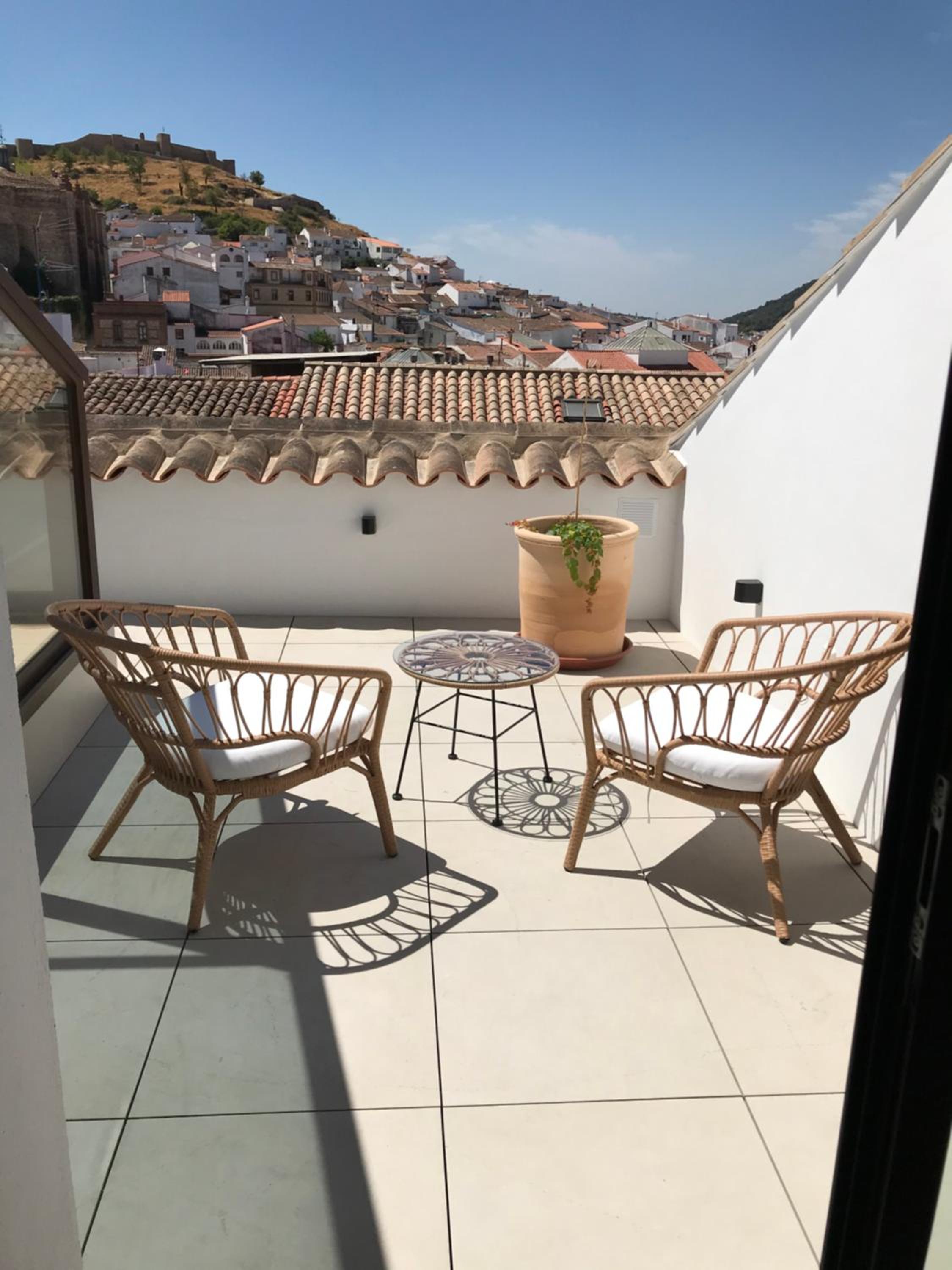 Suite with City View photo 3