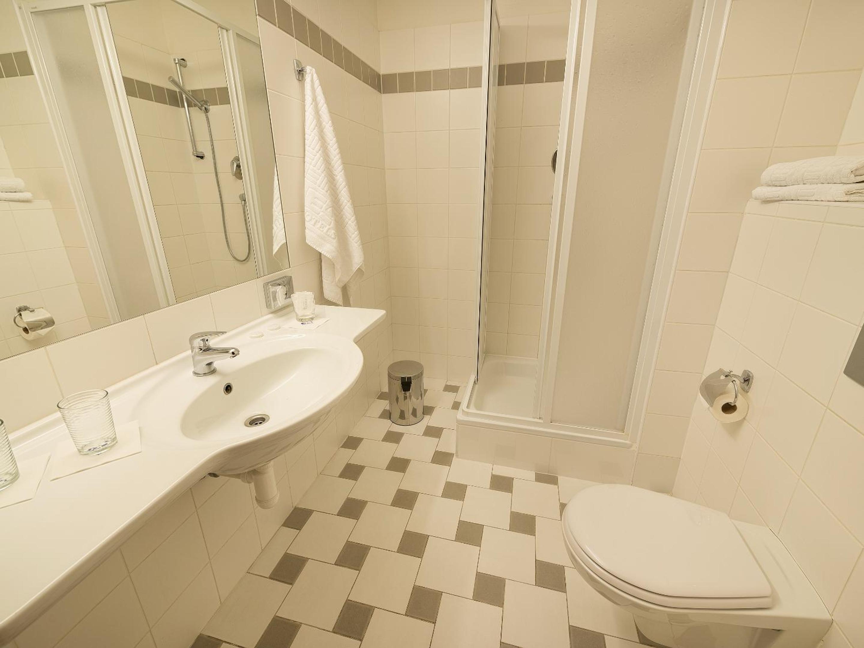 Comfort Quadruple Room