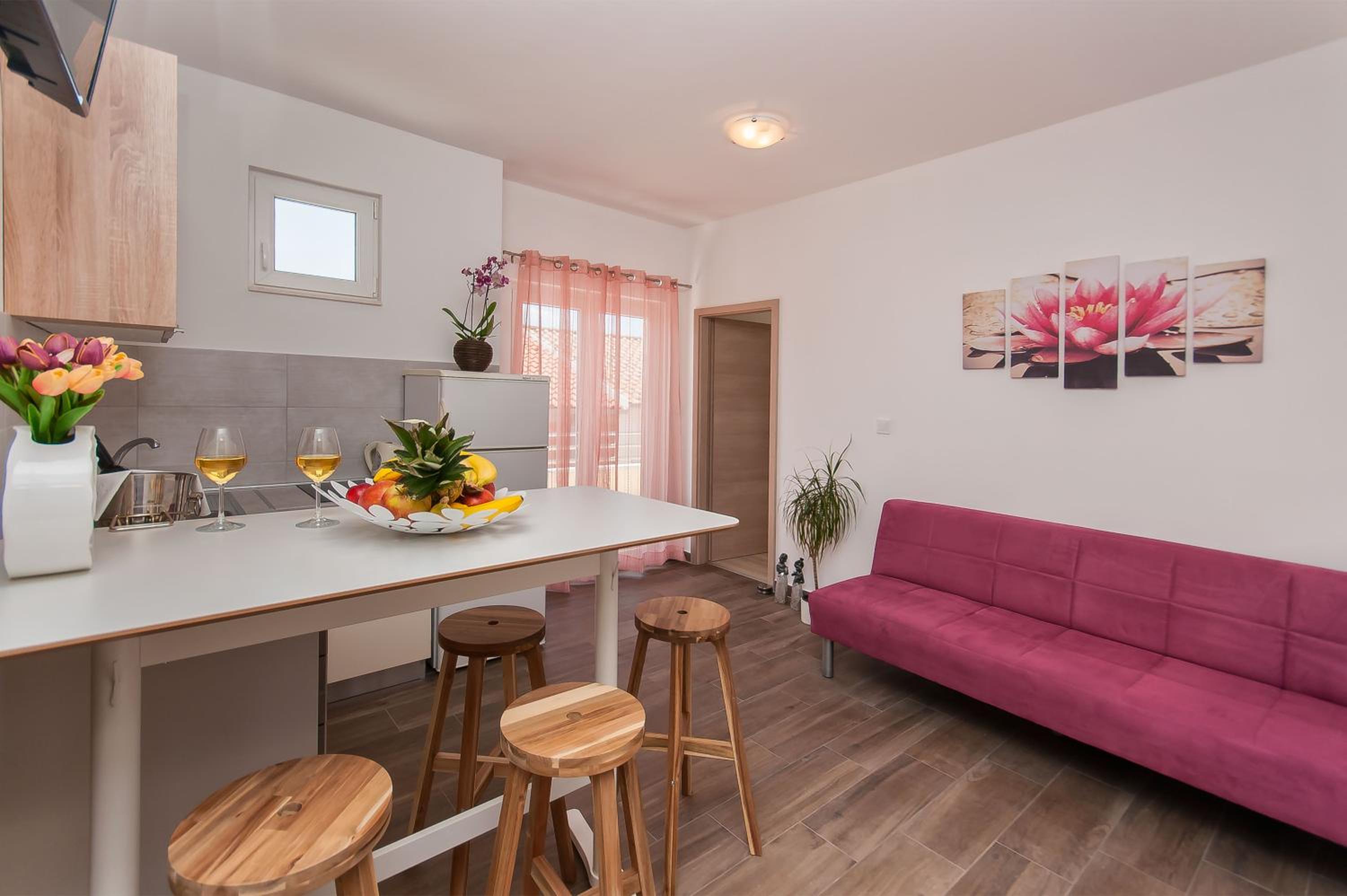 Apartment with Sea View photo 2