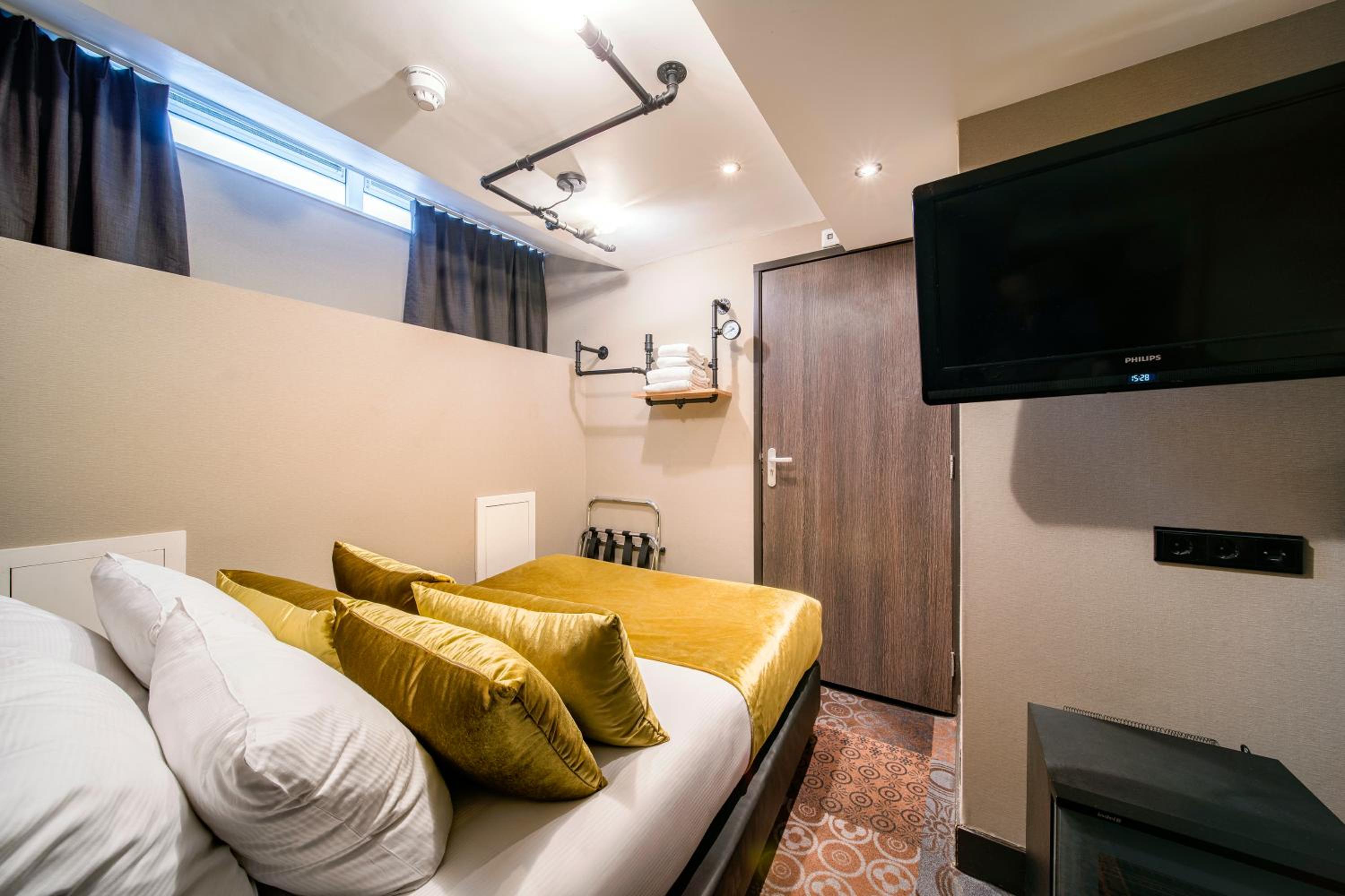 Budget Double Room - Souterrain
