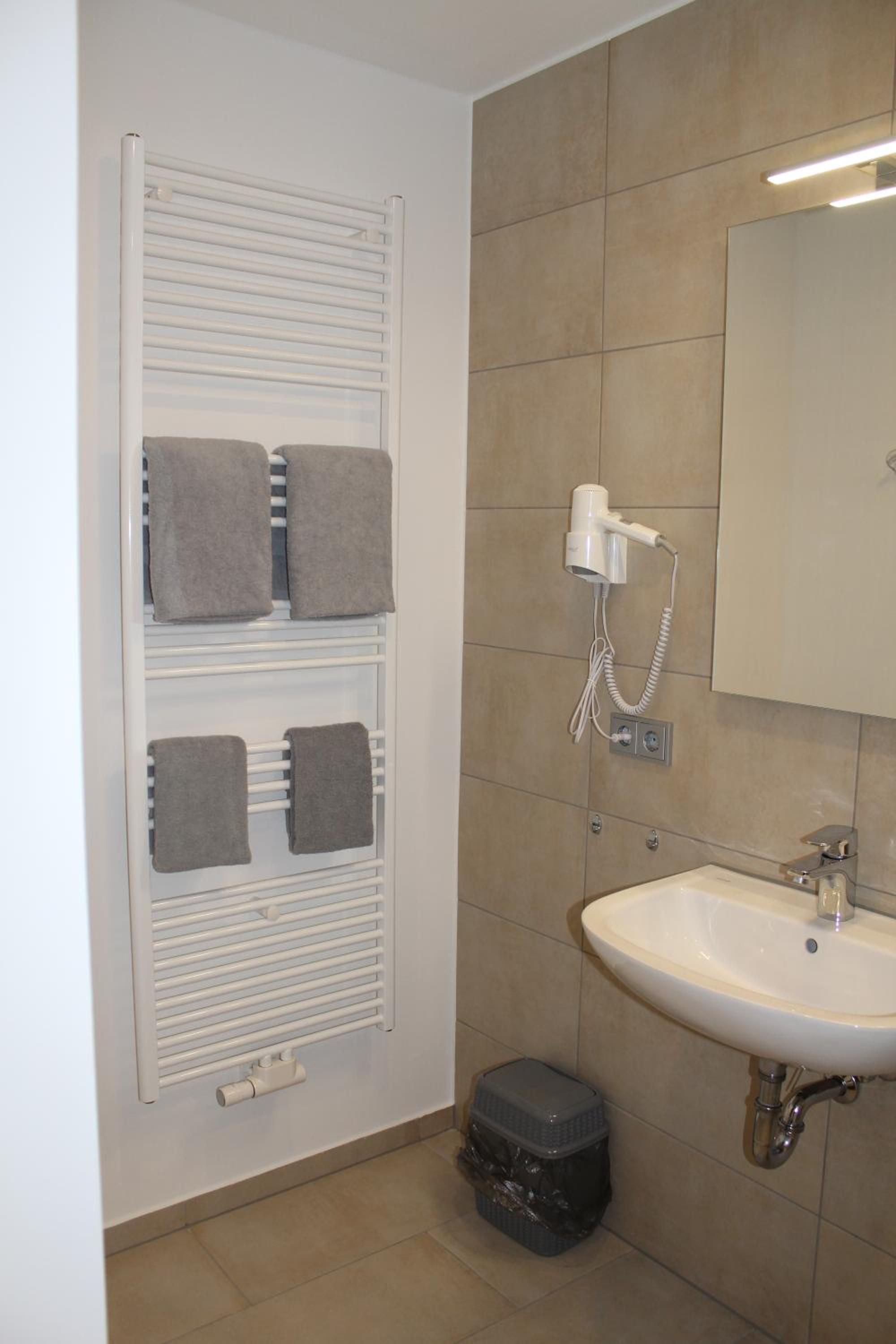 Superior Double Room - Photo 4