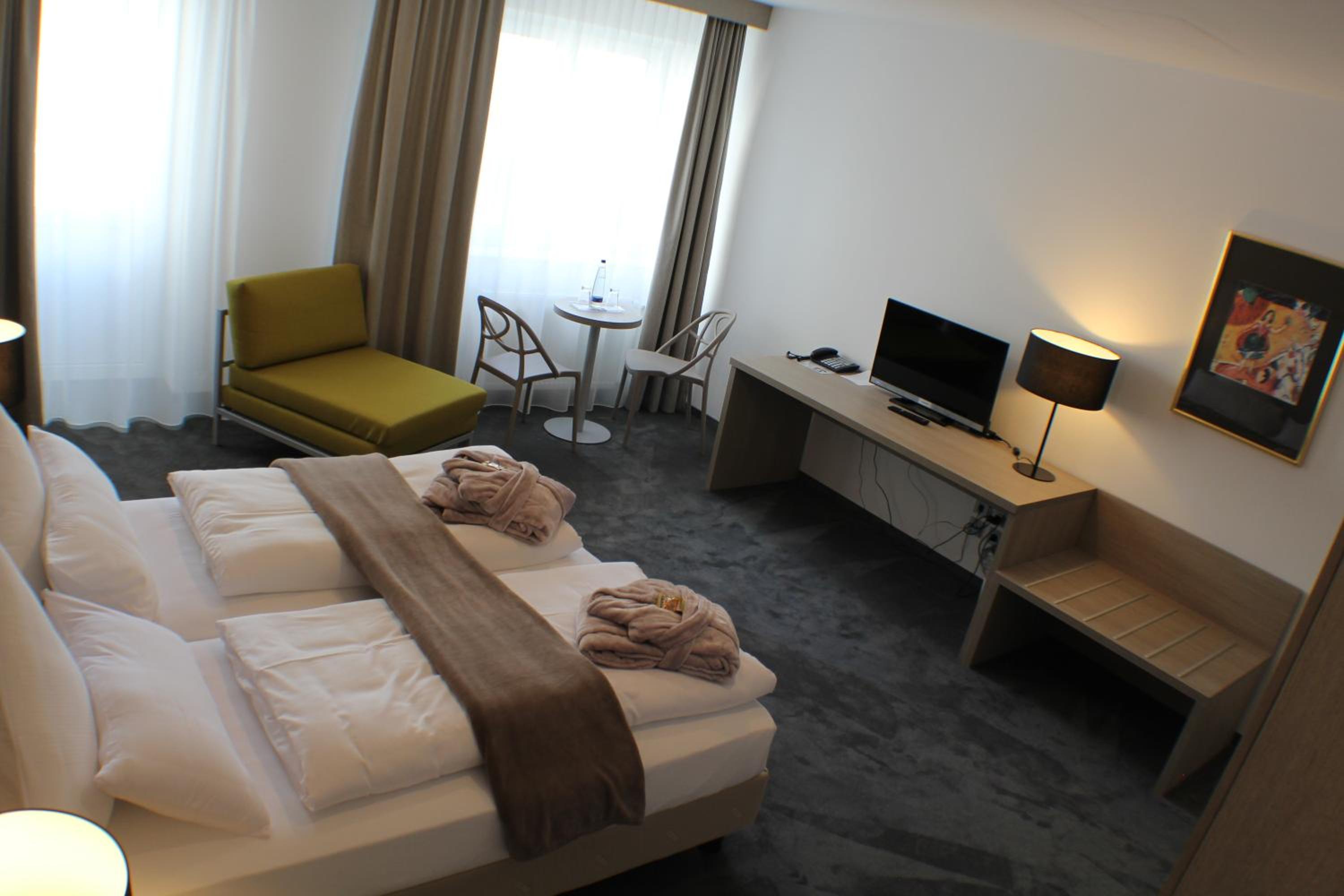 Superior Double Room - Photo 1