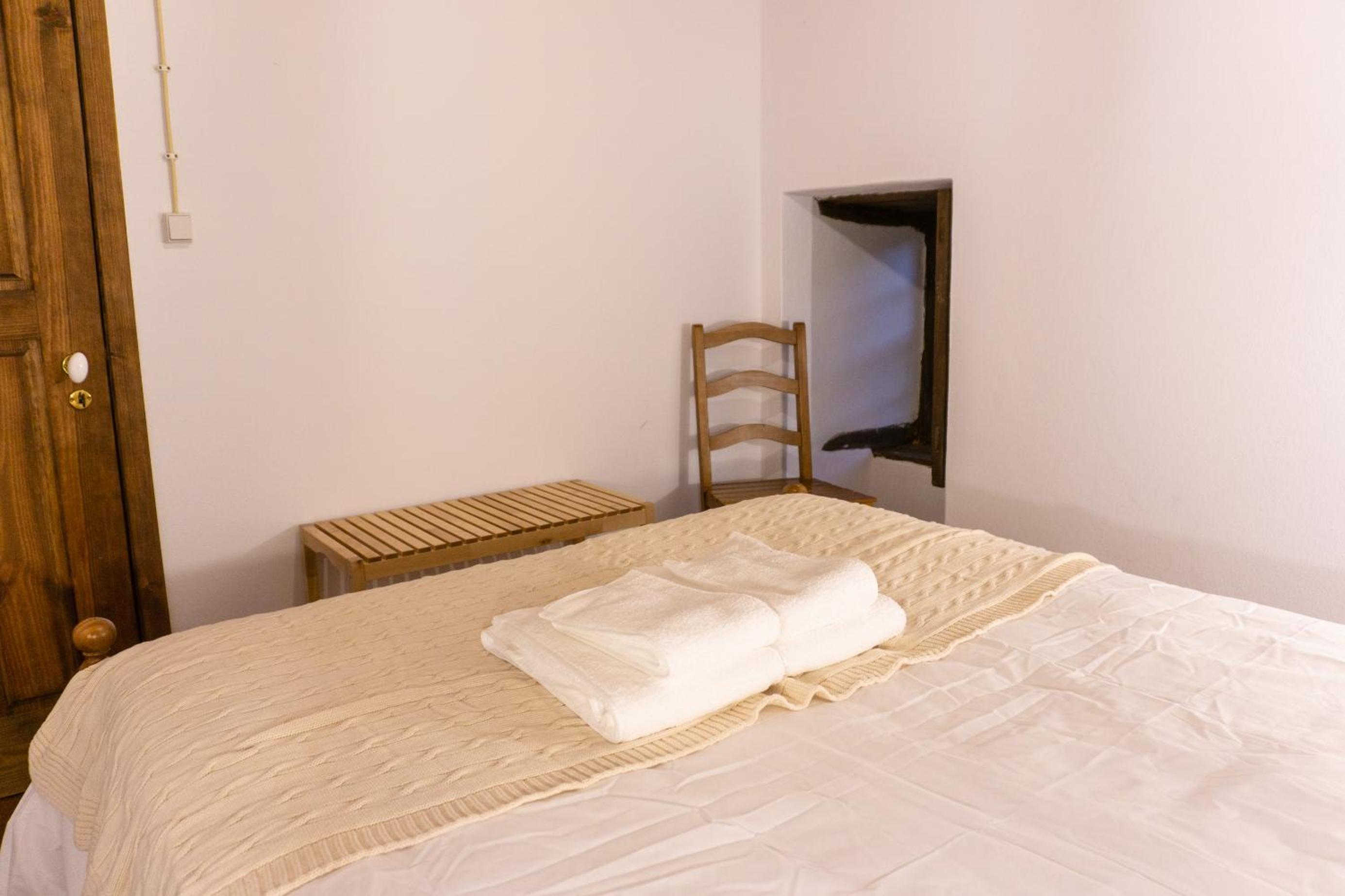 Three-Bedroom House photo 2