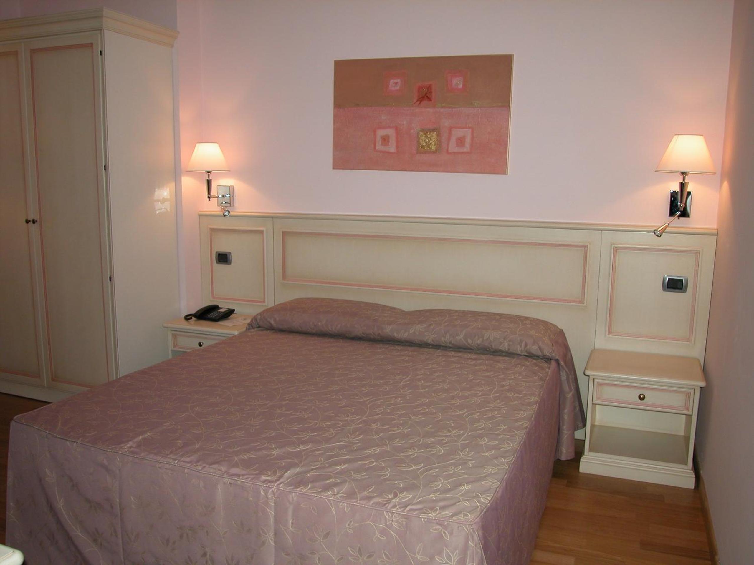 Classic Double Room photo 1