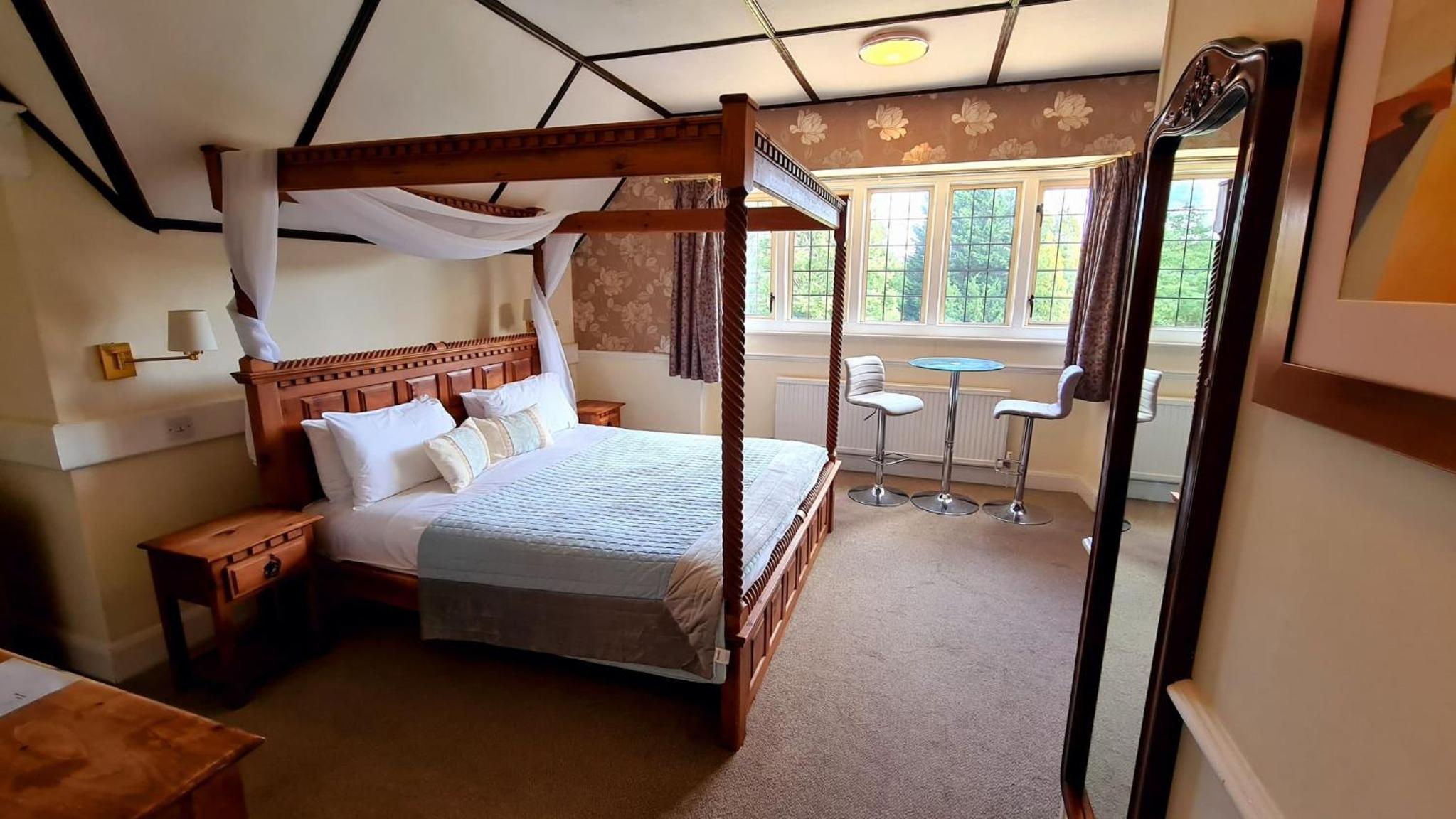 Double Room with Four Poster Bed
