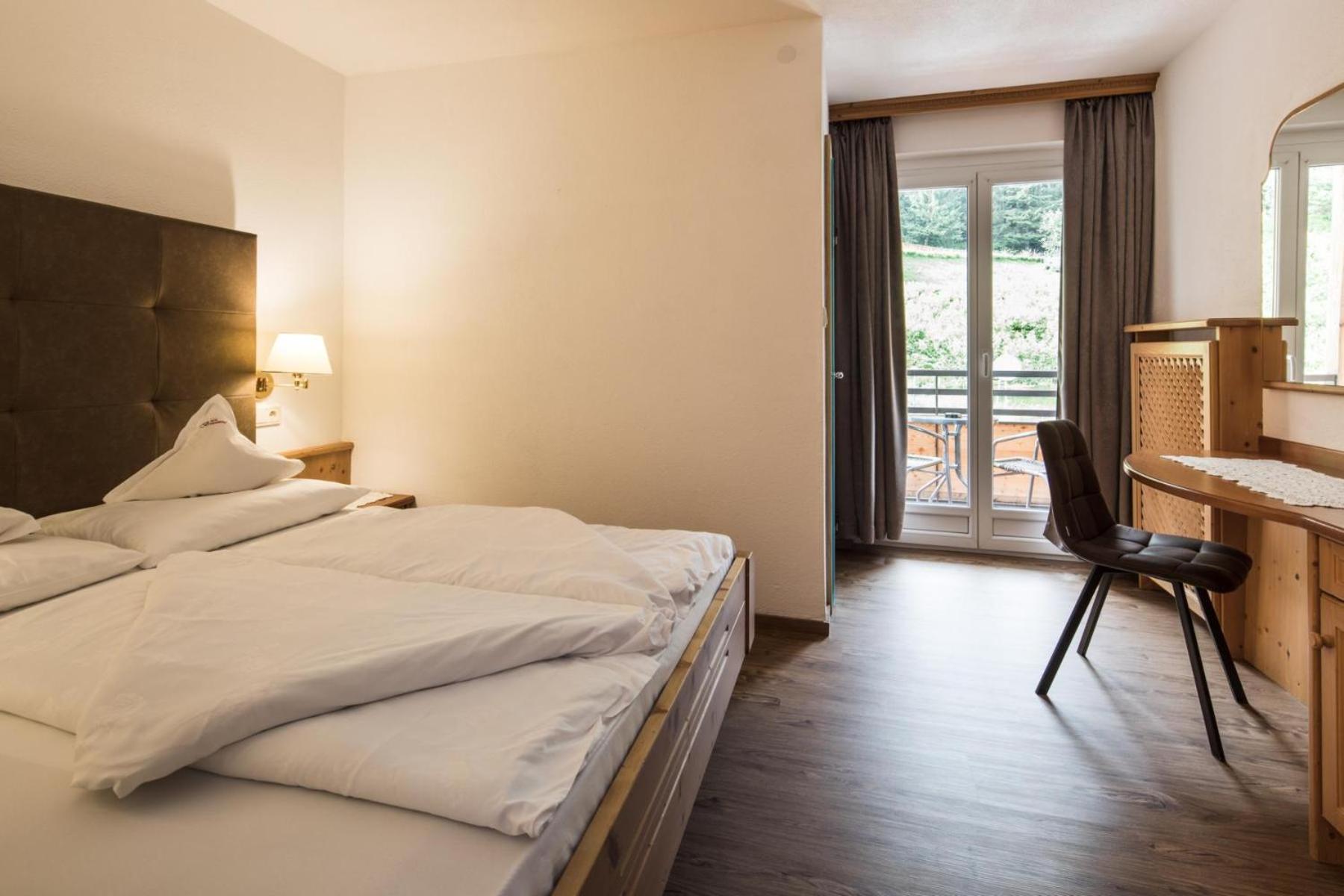 Economy Double Room photo 1