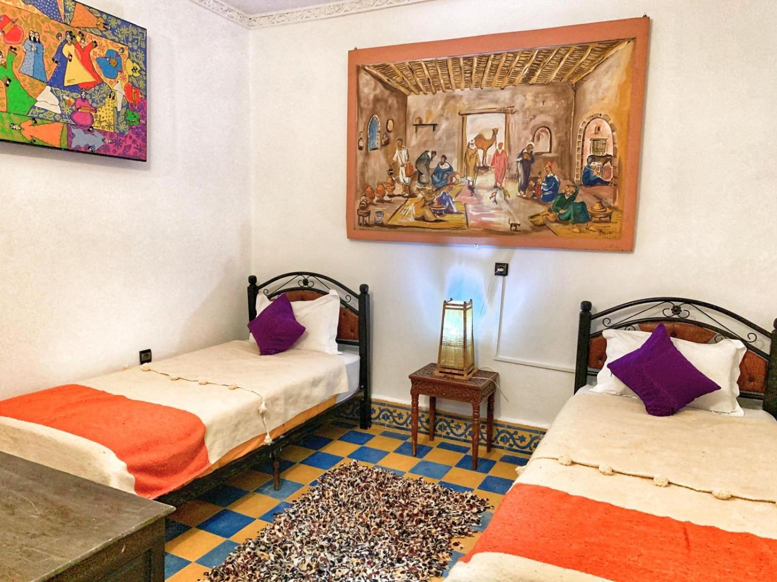 Twin Room with Private Bathroom photo 1