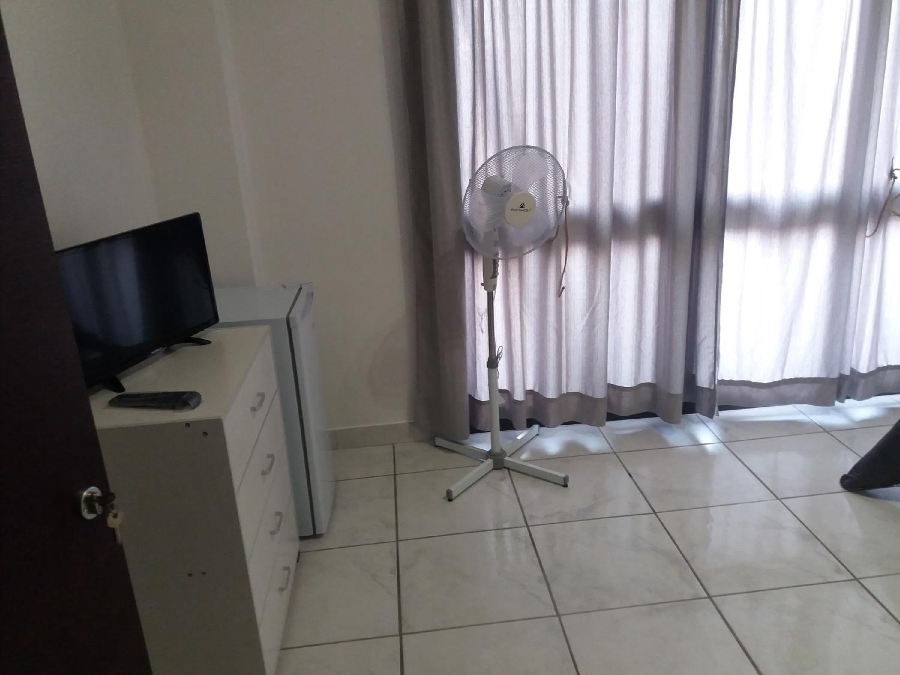 Basic Triple Room