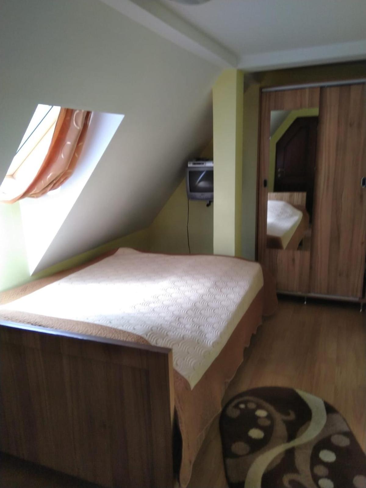 Double Room with Private Bathroom photo 1