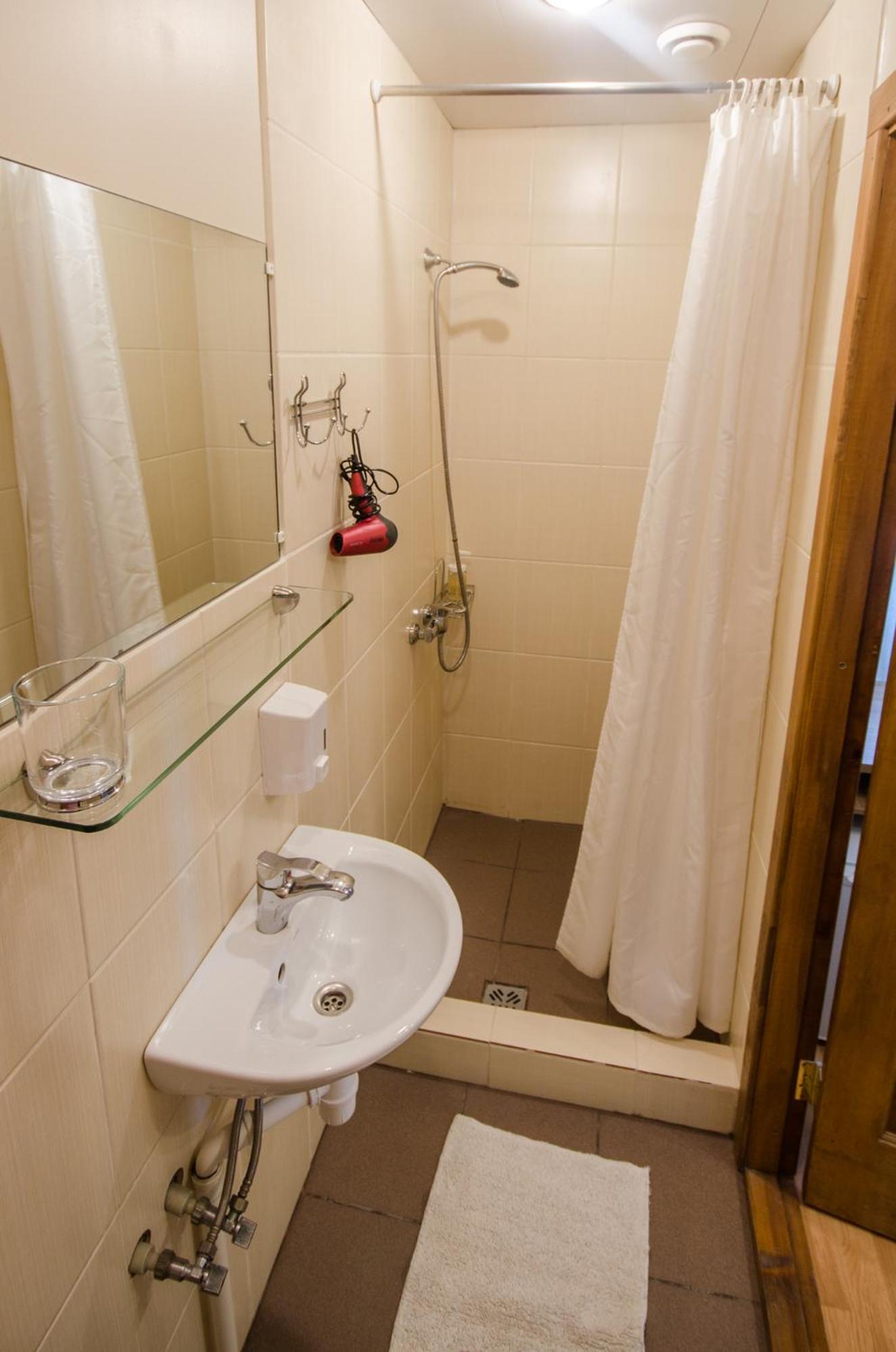 Standard Double or Twin Room photo 2