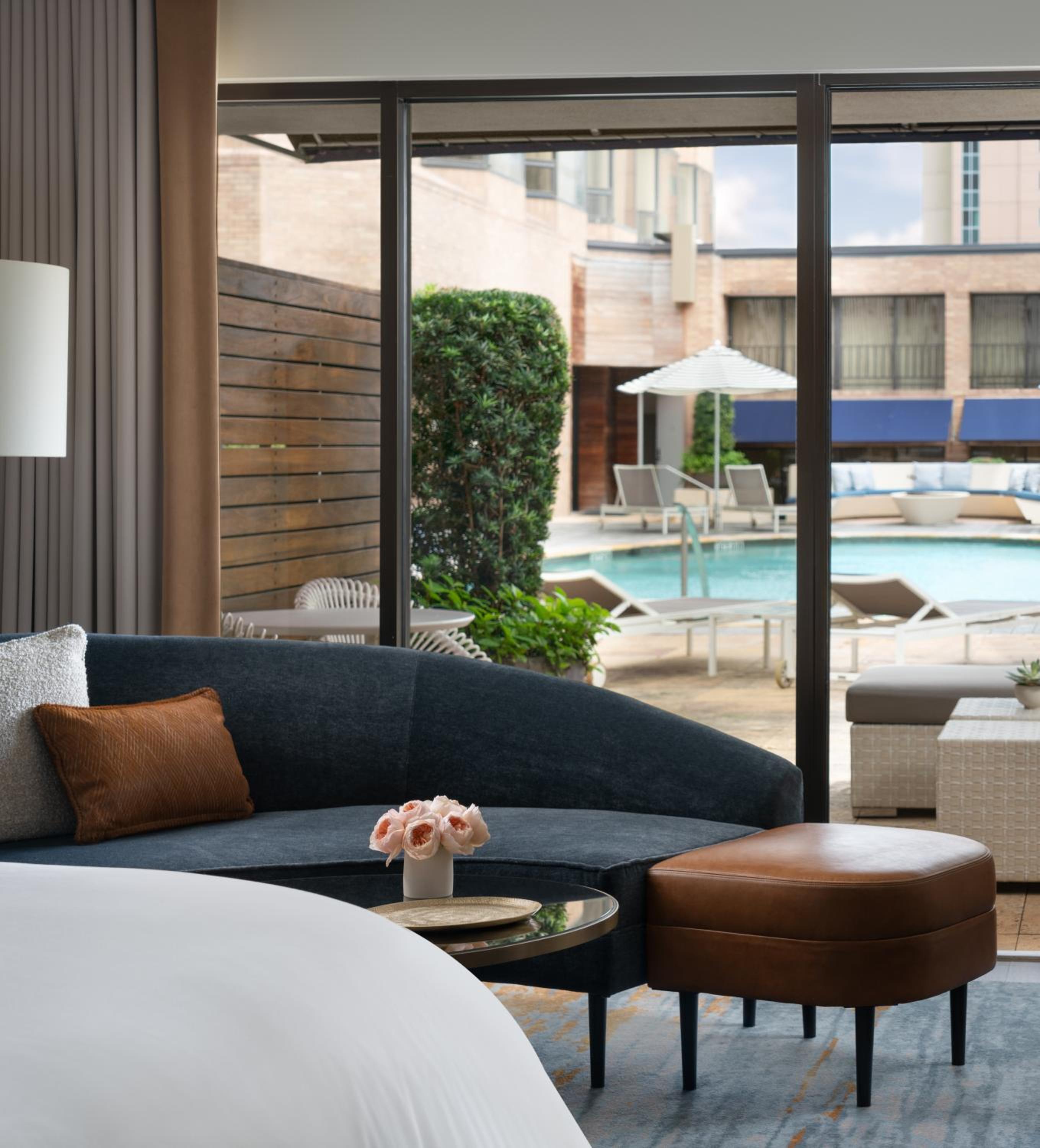 Cabana Room with One King Bed - Photo 1