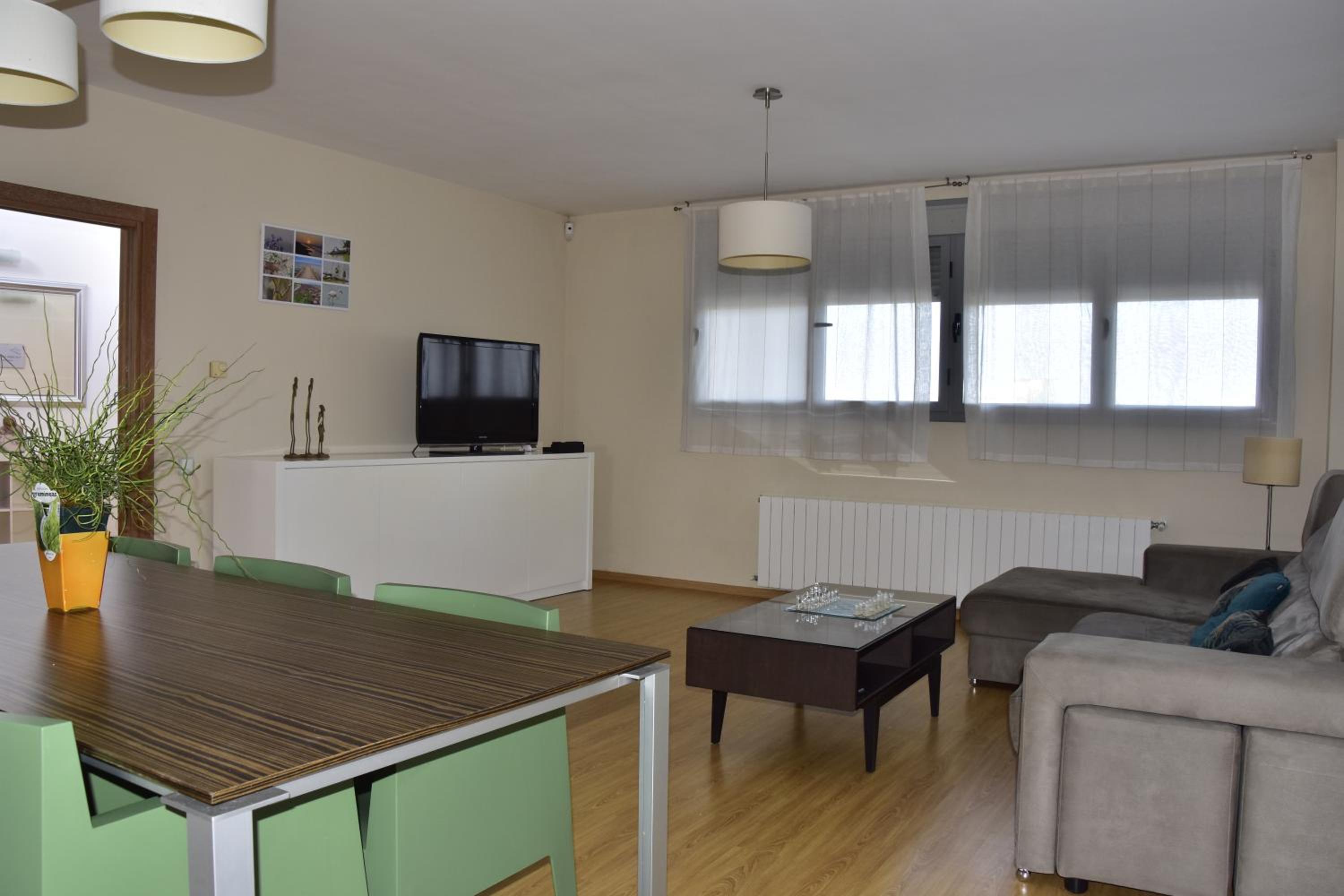 Casa de cuatro habitaciones