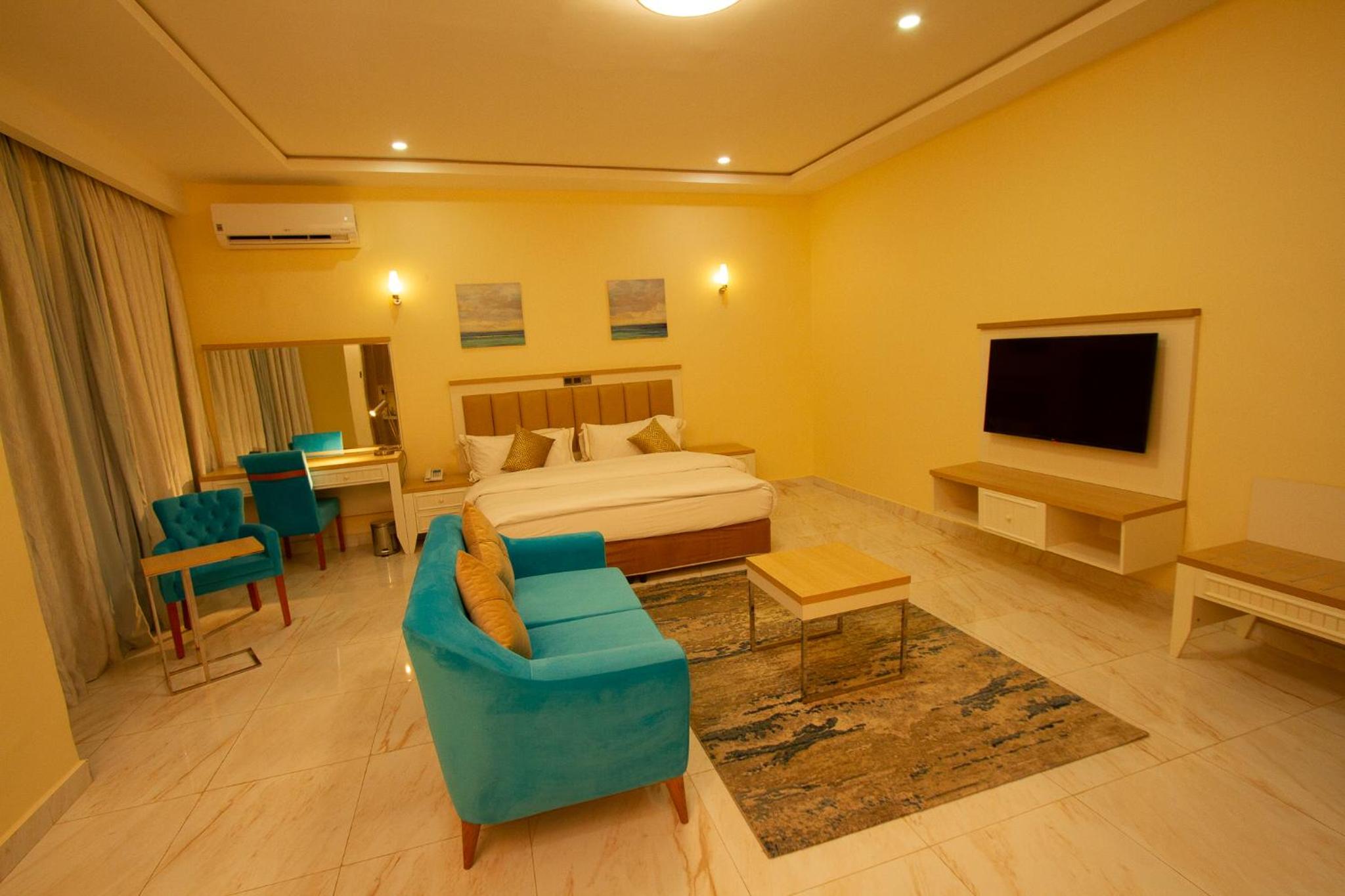Executive Suite photo 2