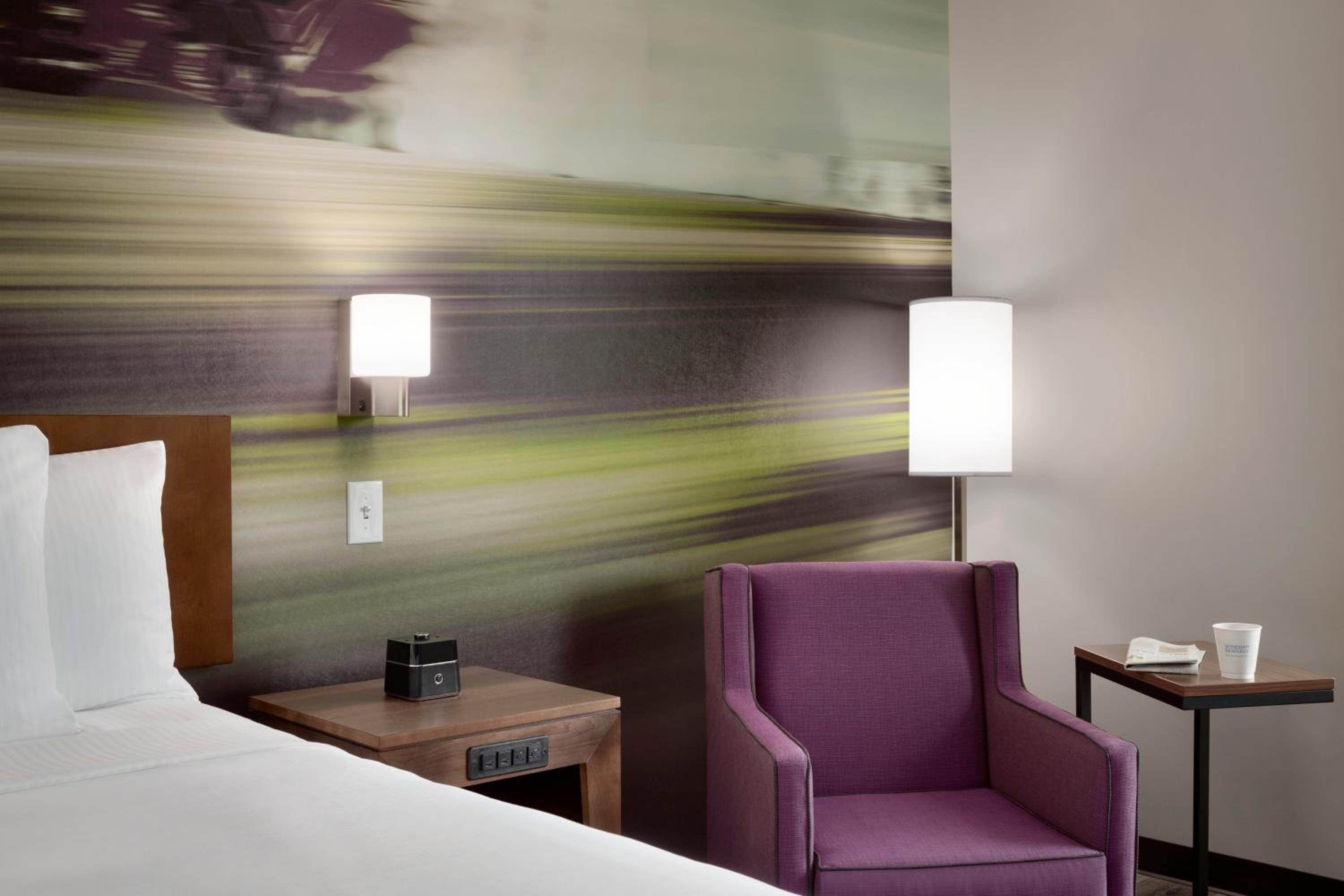 King Room - Mobility Access/Non-Smoking - Photo 1