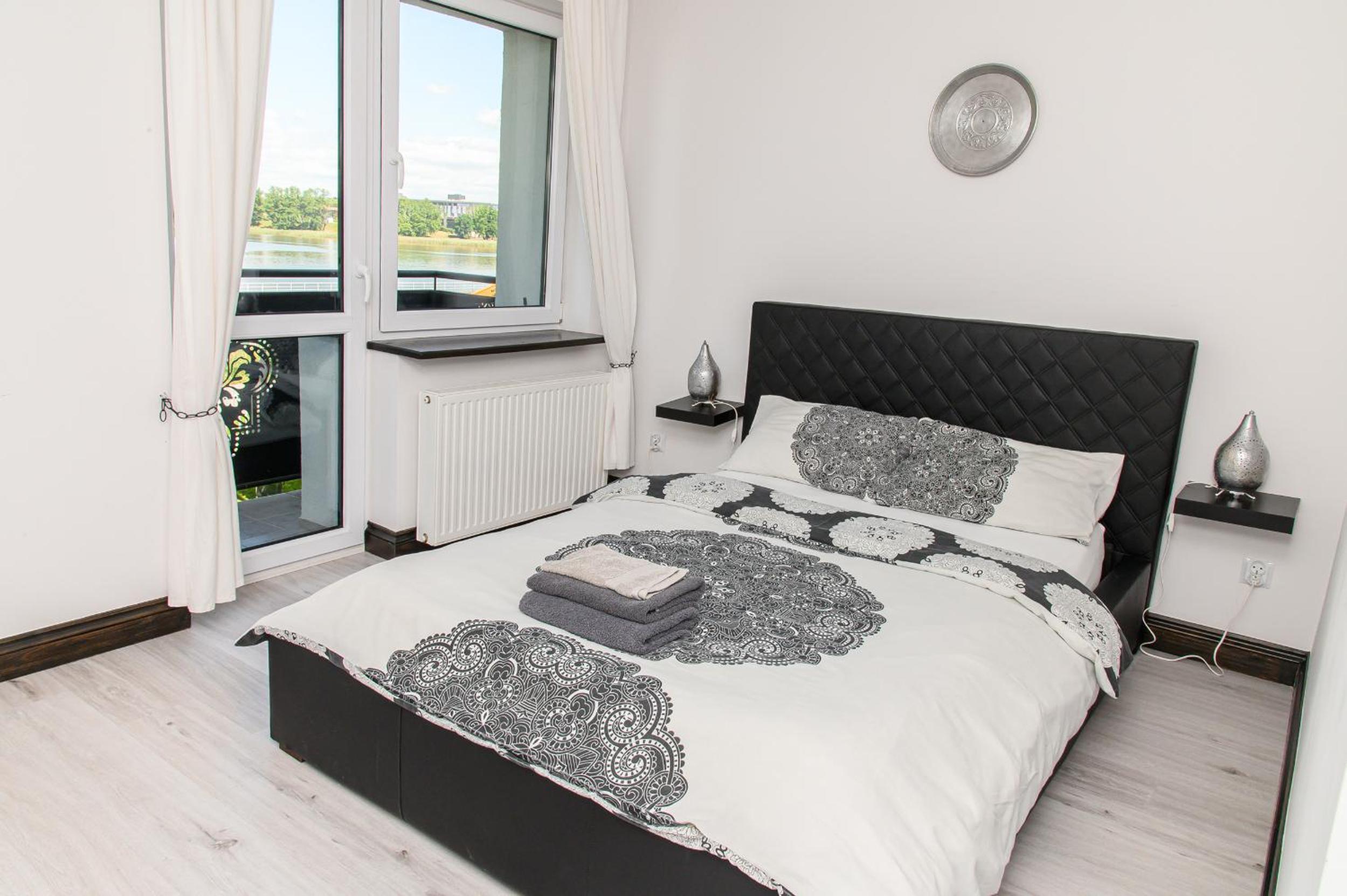 Double Room with Lake View photo 2