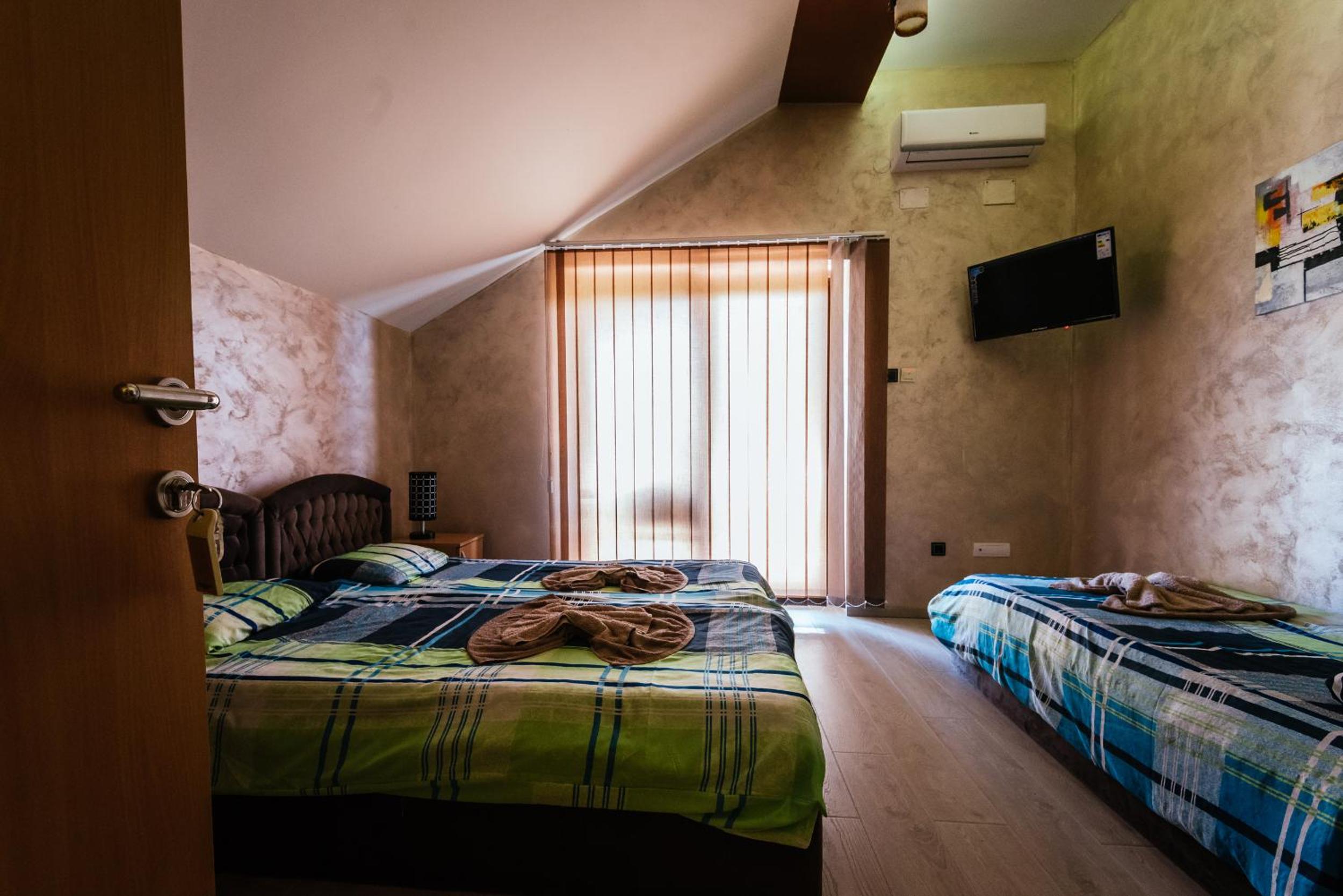 Triple Room with Balcony photo 1