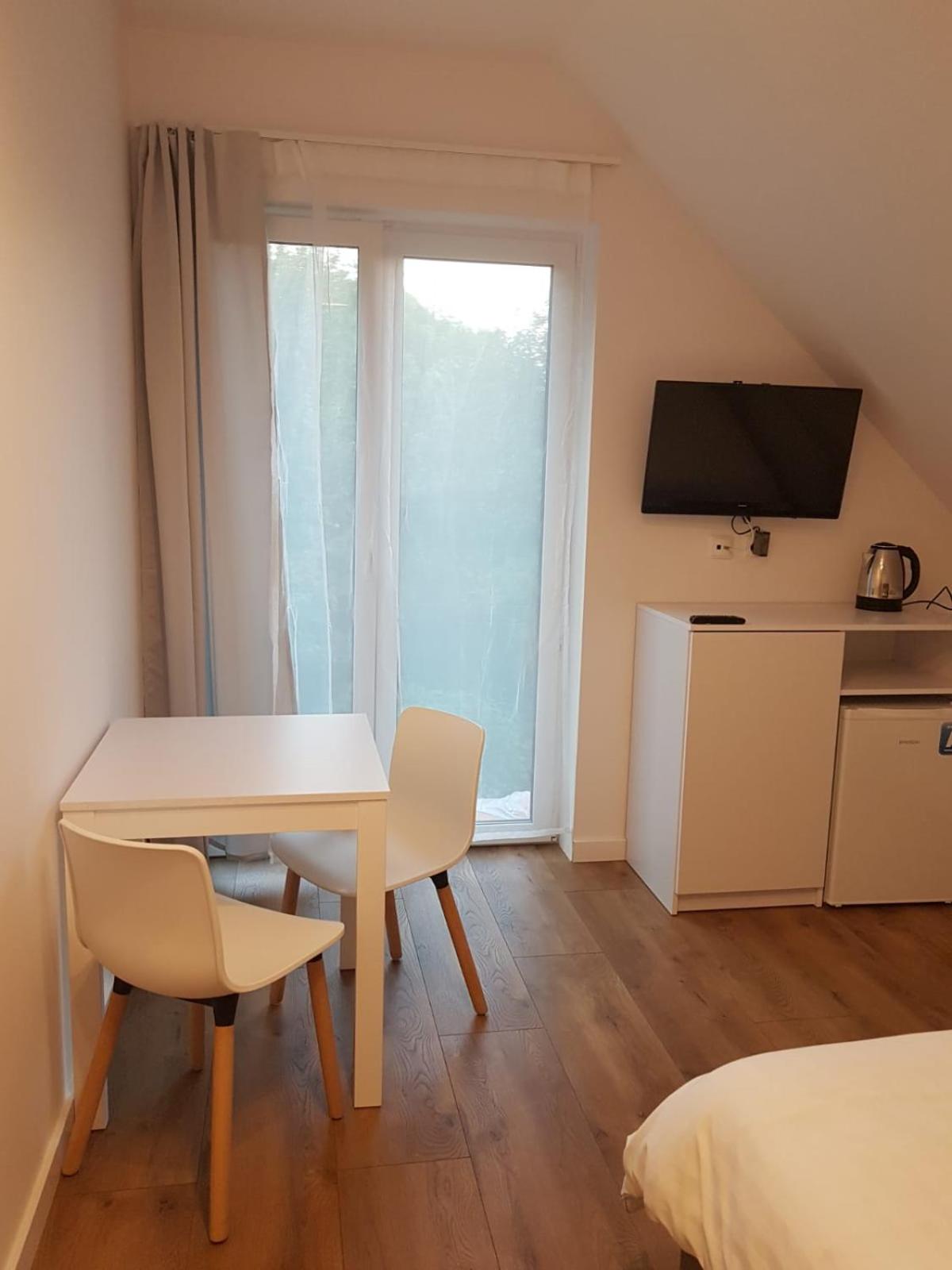 Deluxe Double or Twin Room with Balcony - Photo 6