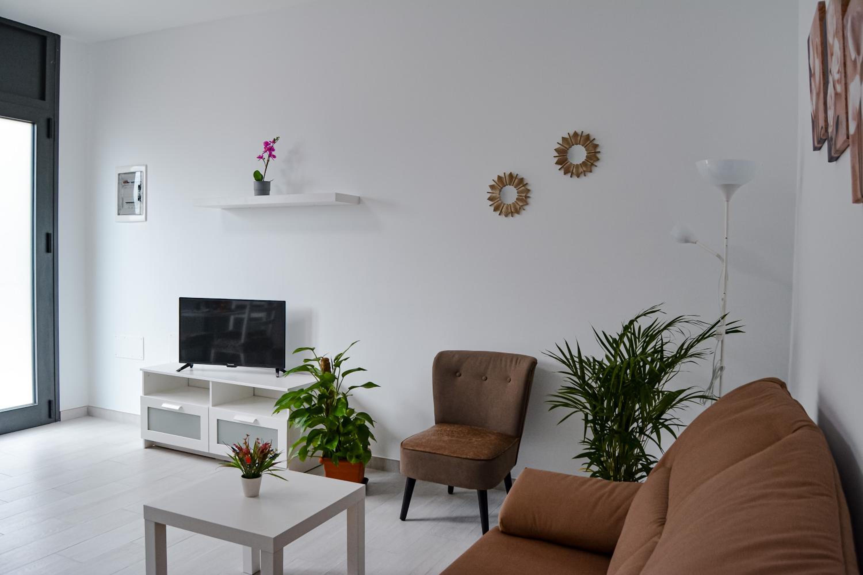 Apartment - Ground Floor photo 3