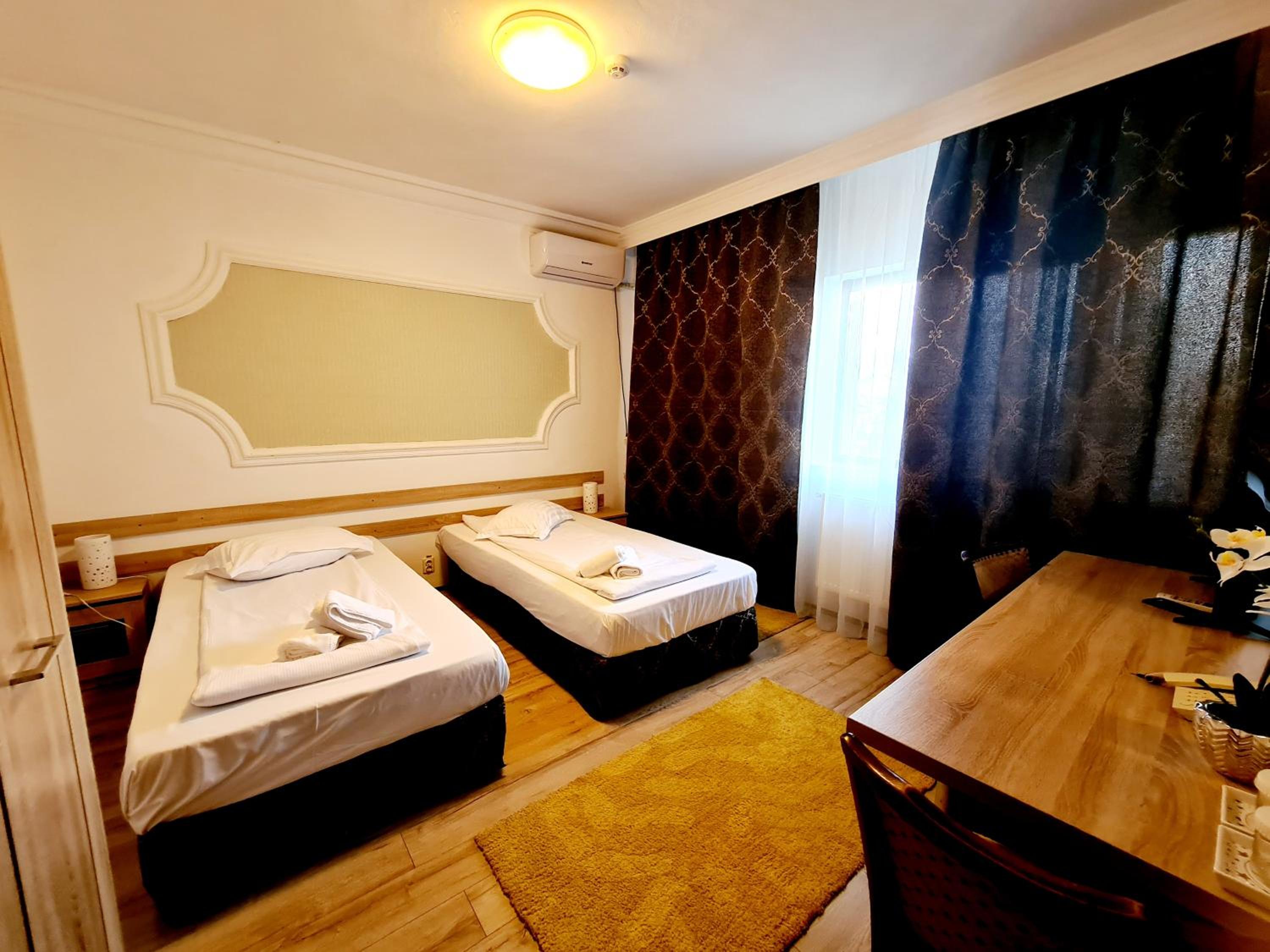 Economy Twin Room