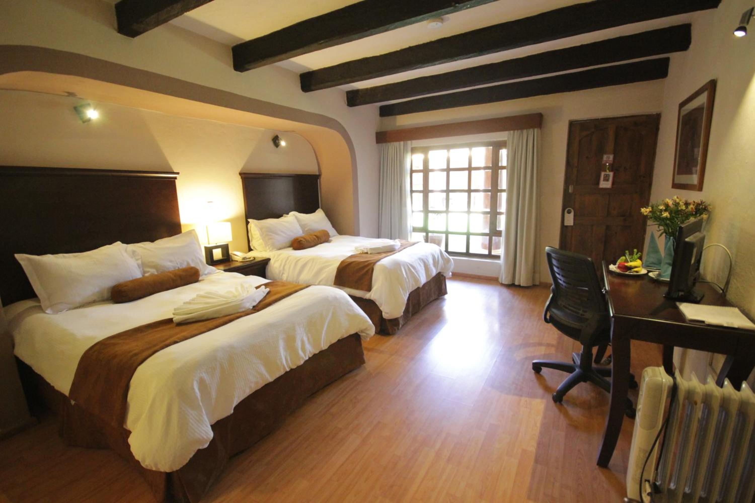 Double Room with Two Double Beds - Photo 5