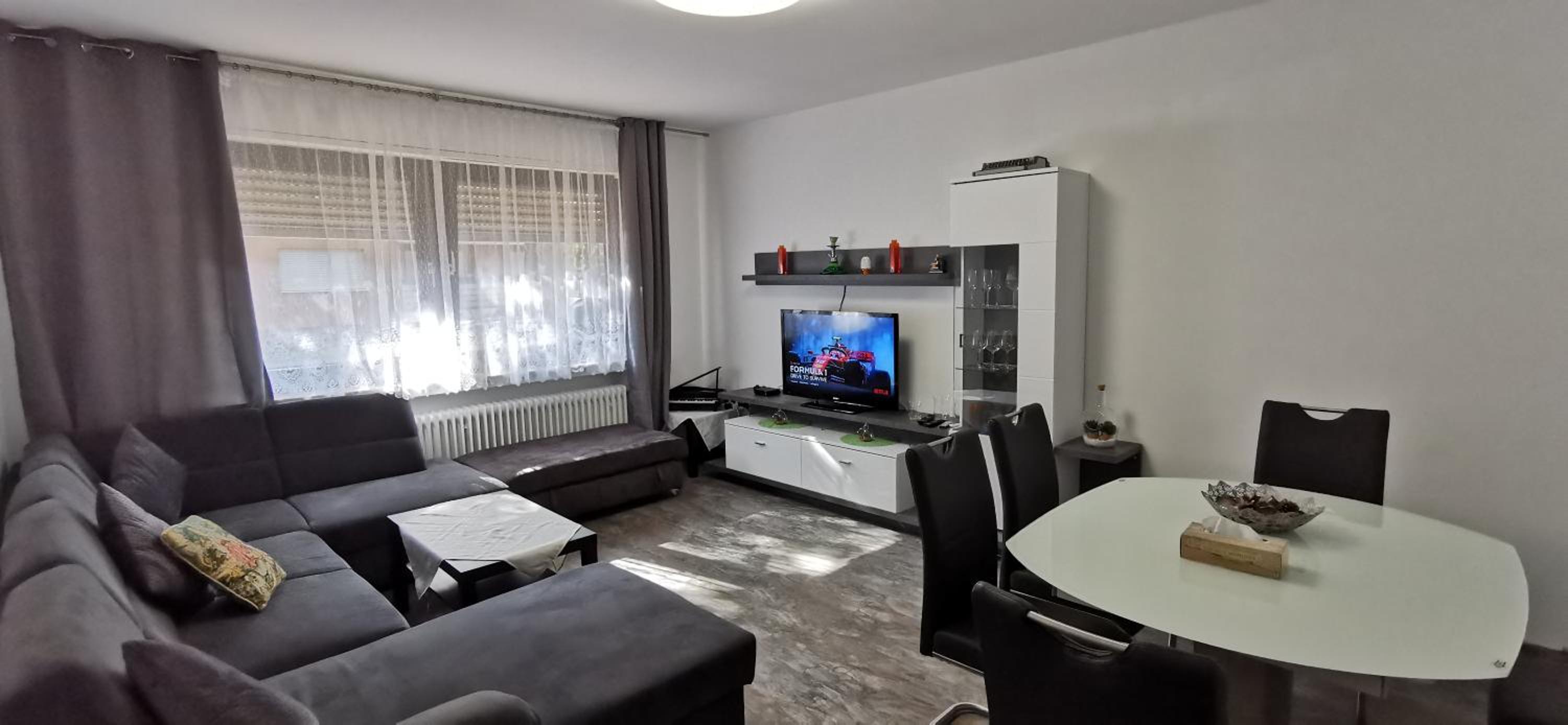 Two-Bedroom Apartment - Photo 22