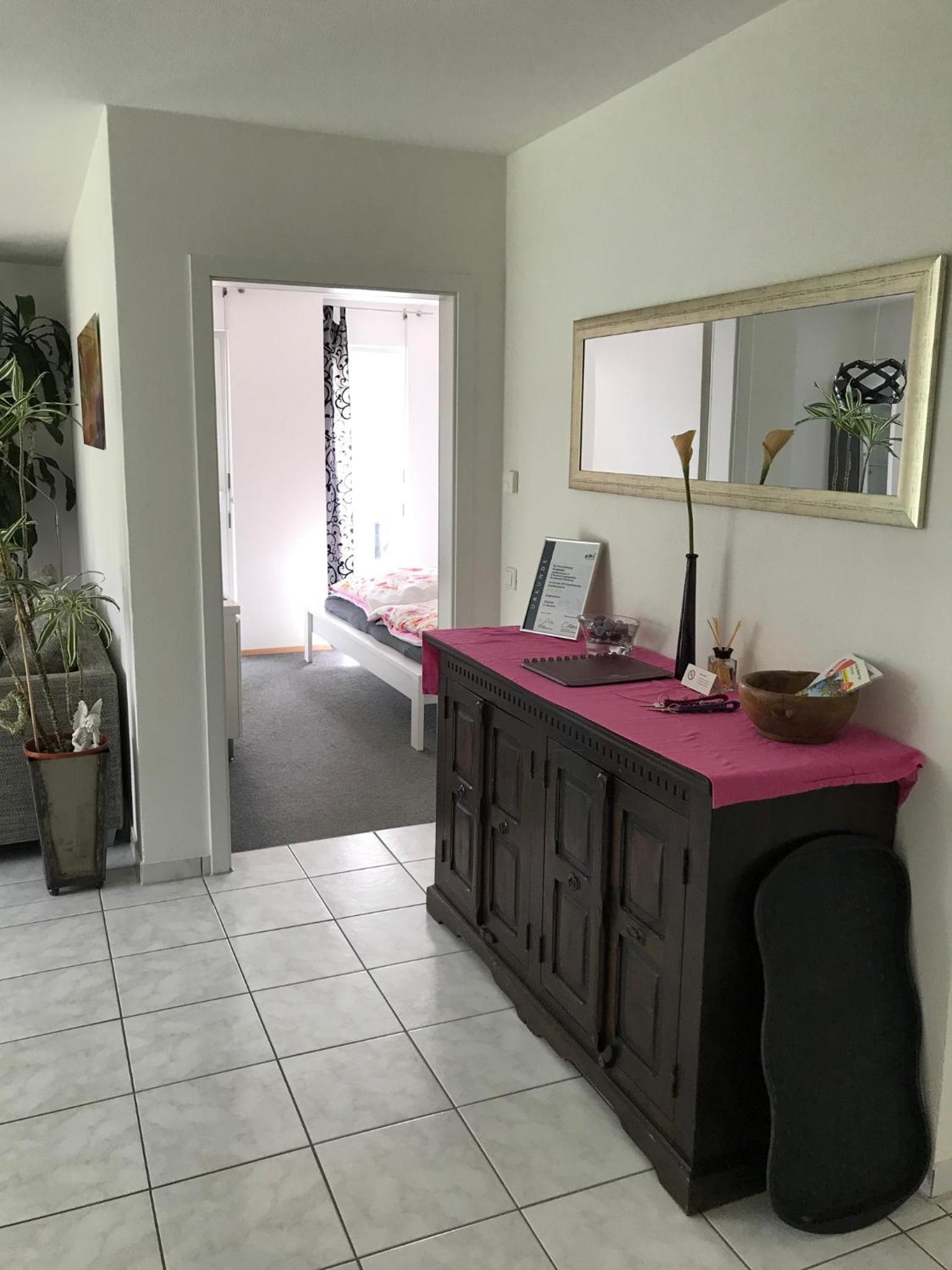 One-Bedroom Apartment with Garden View photo 1