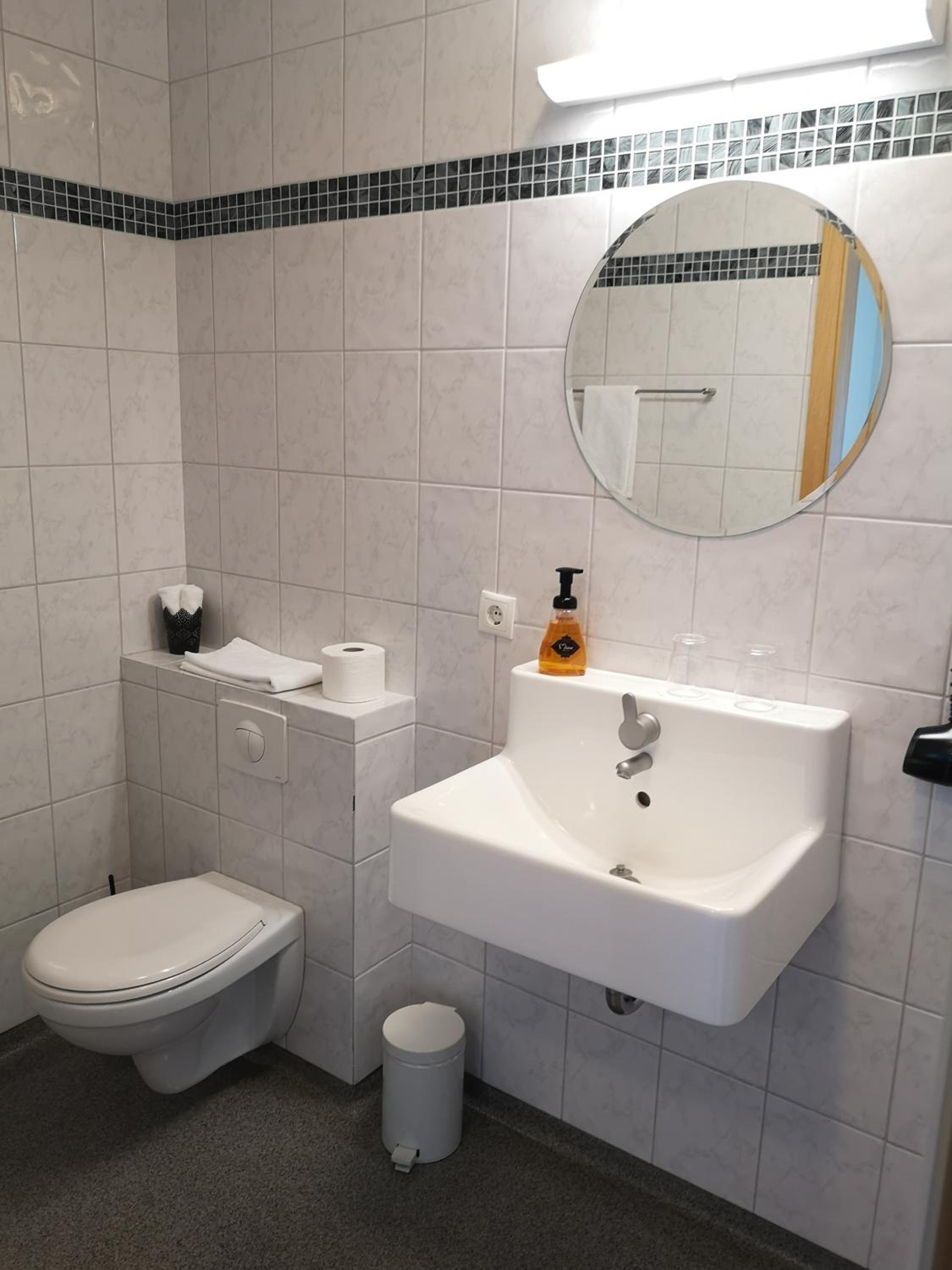 Comfort Double Or Twin Room With Private Entrance photo 3