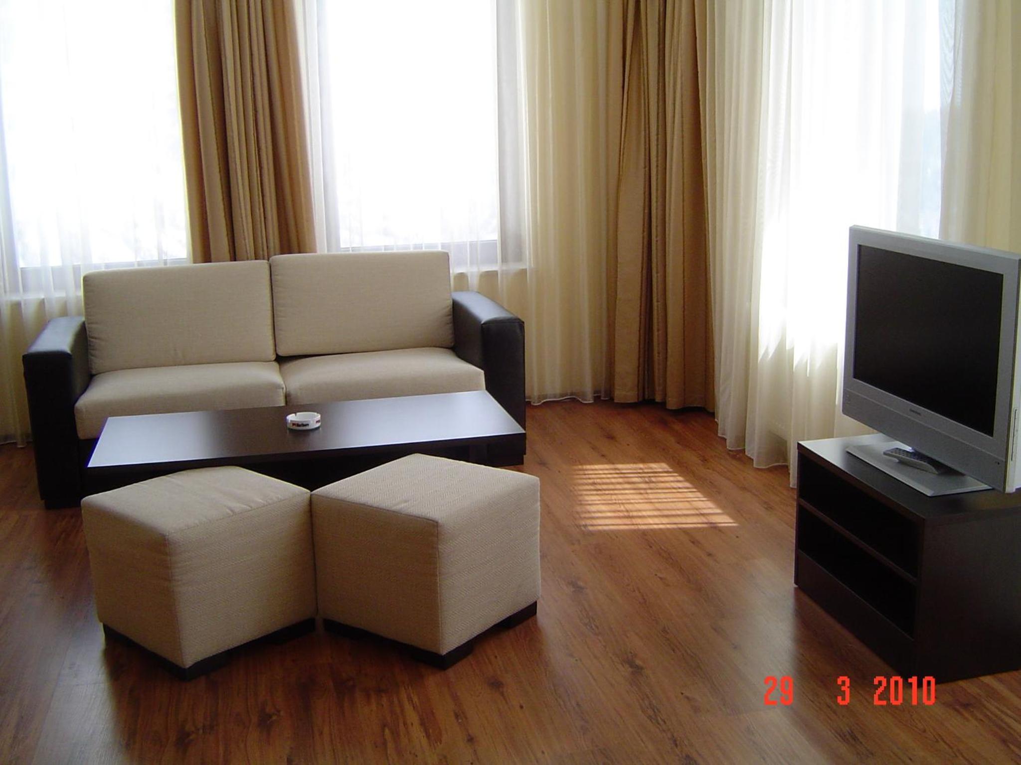 One-Bedroom Apartment (3 Adults) photo 1