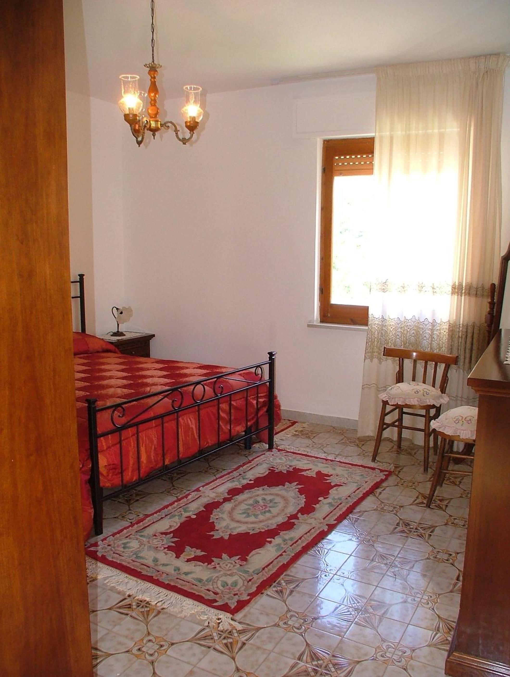 Two-Bedroom House photo 3