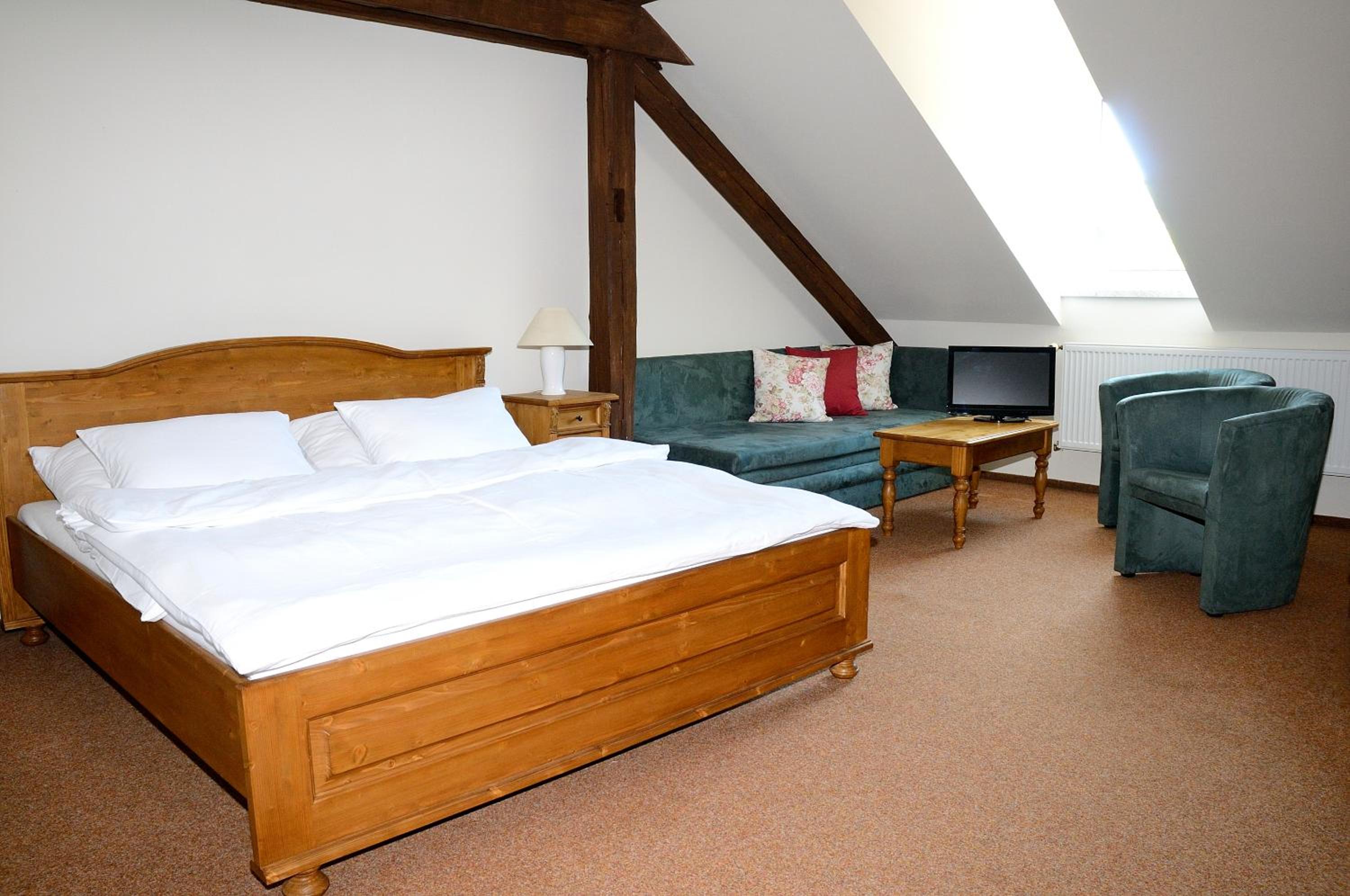 Quadruple Room - Photo 1