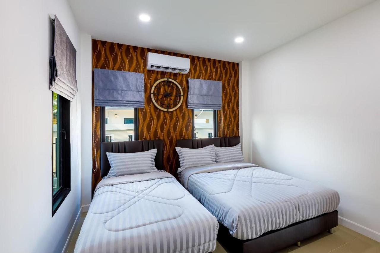 Three-Bedroom Villa - Photo 26