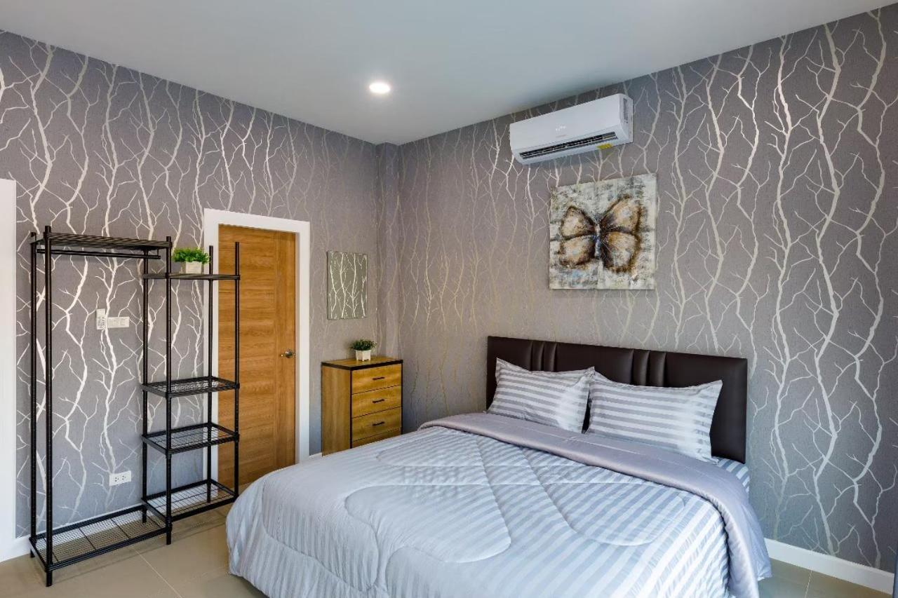 Three-Bedroom Villa - Photo 24