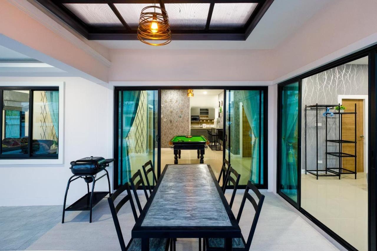 Three-Bedroom Villa - Photo 20